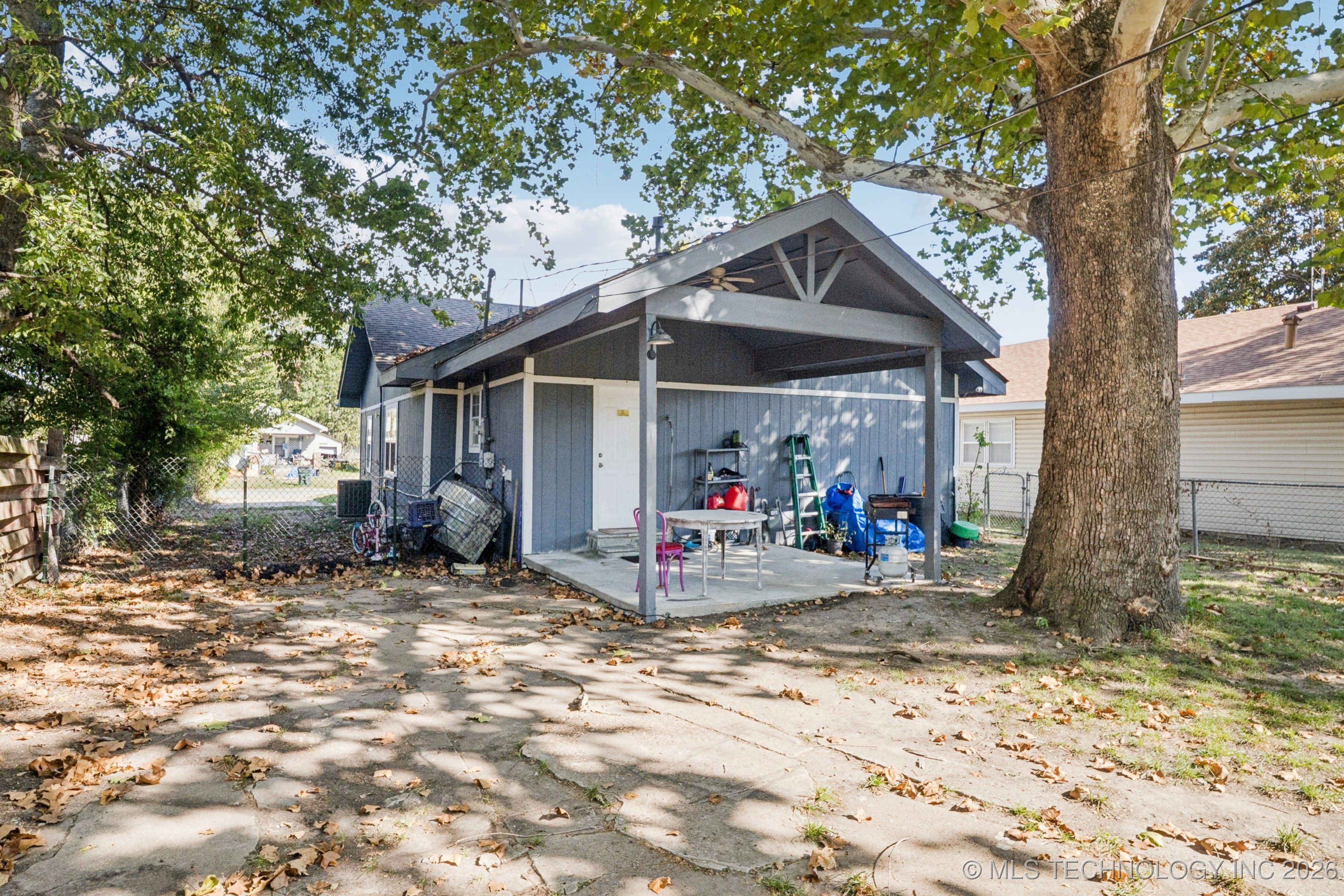 1106 N Alabama Avenue Property Photo 26