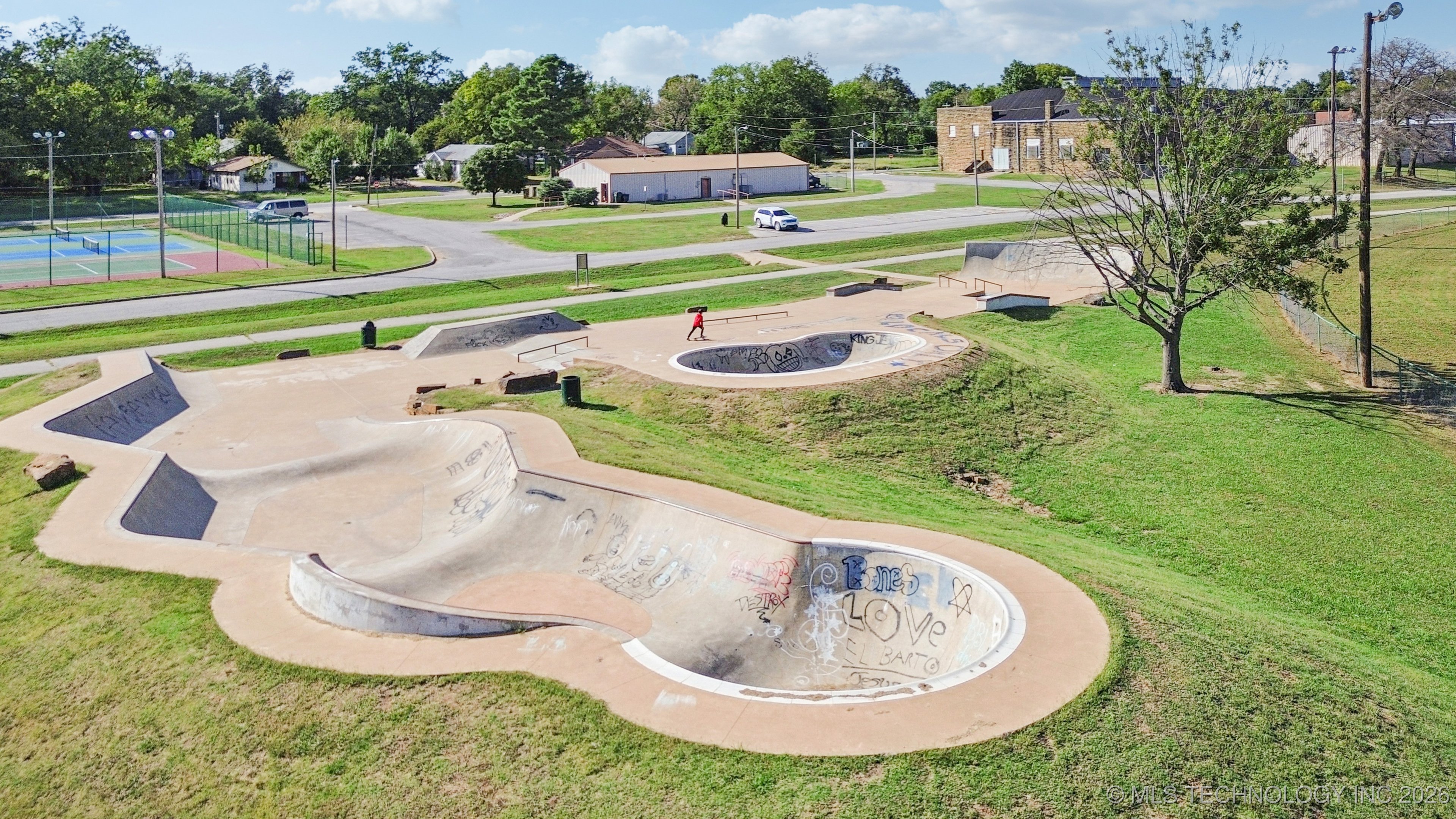 1106 N Alabama Avenue Property Photo 33