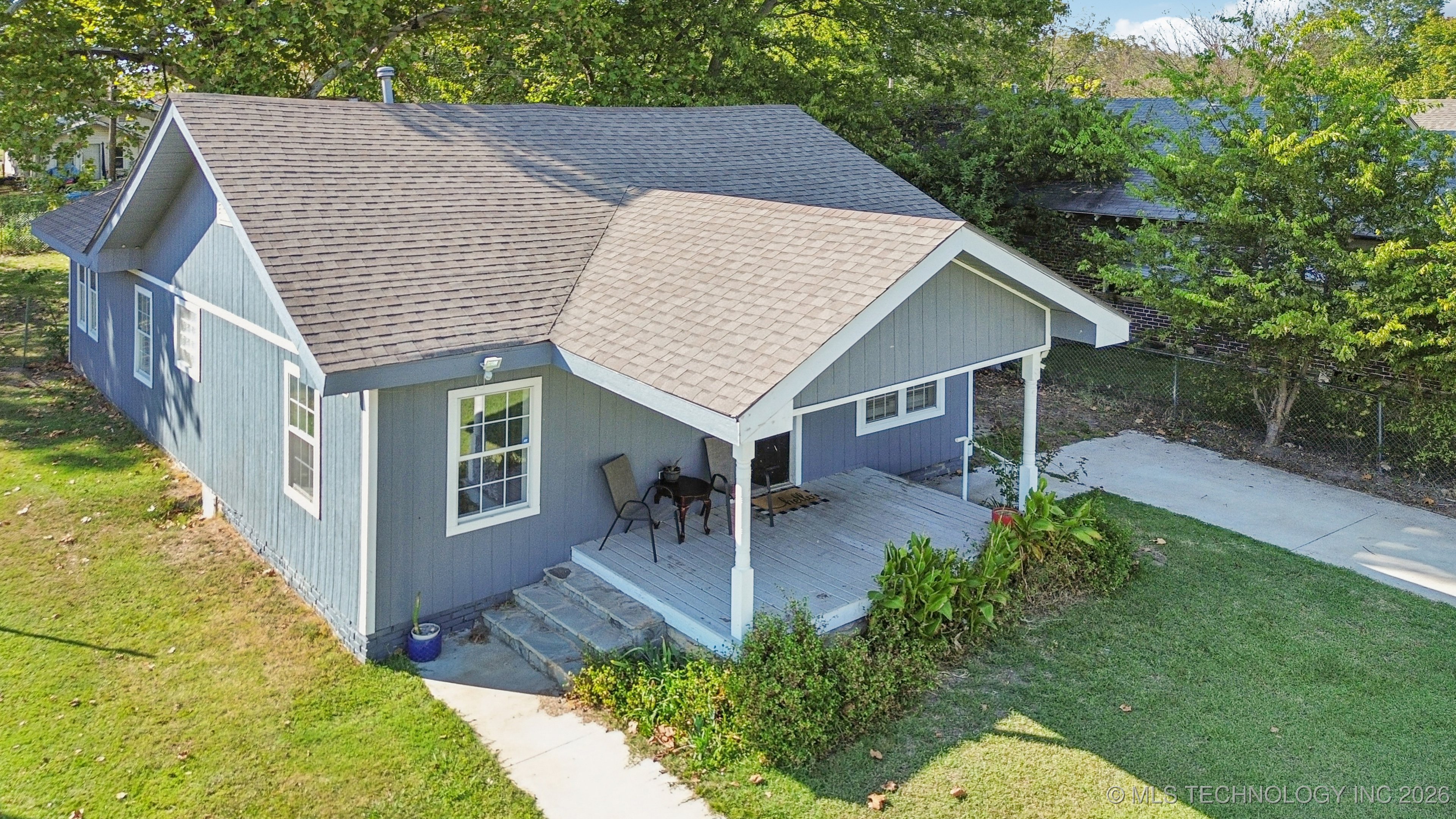 1106 N Alabama Avenue Property Photo 35