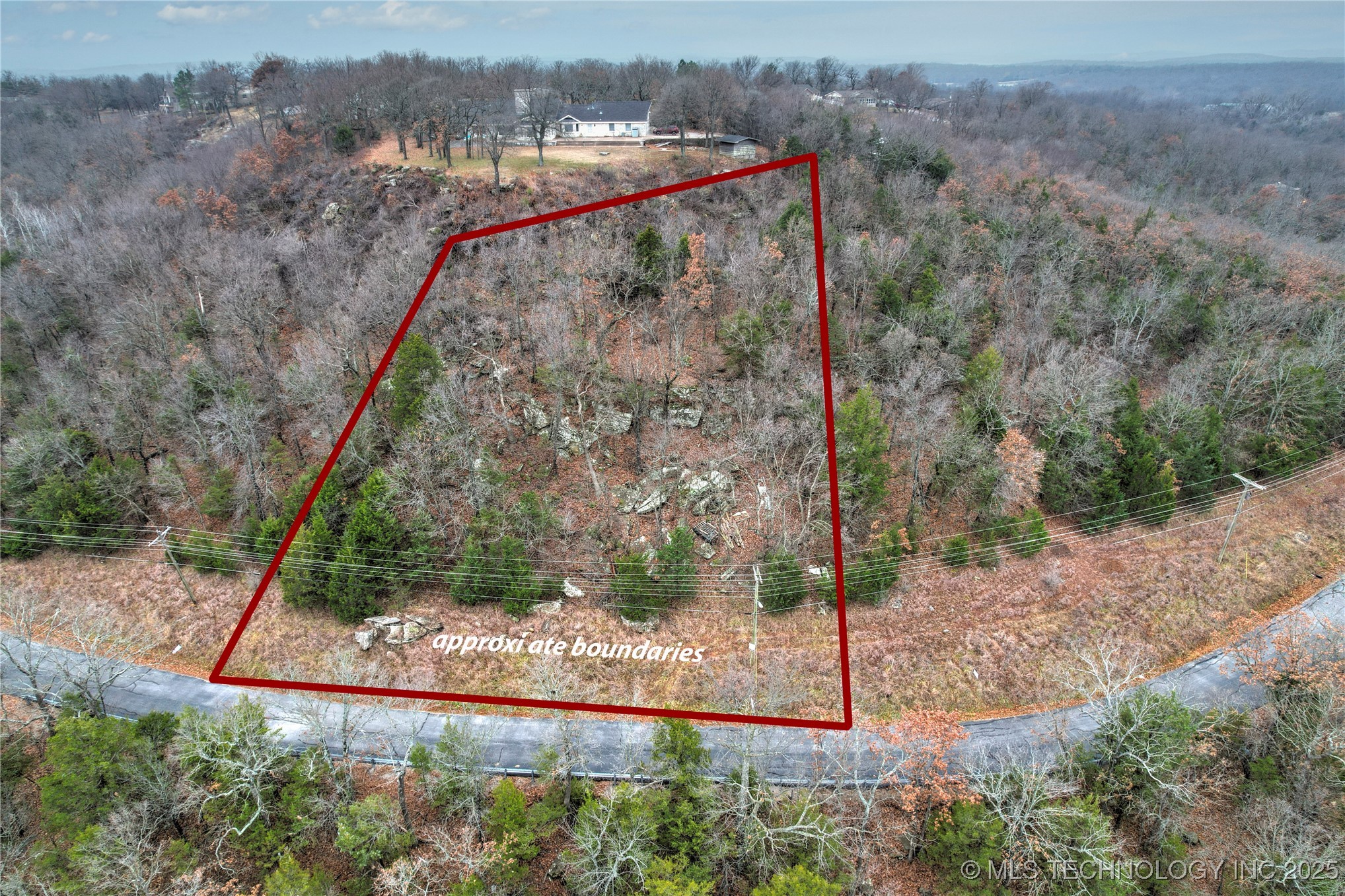 2496 W Lakeshore Drive Property Photo 2