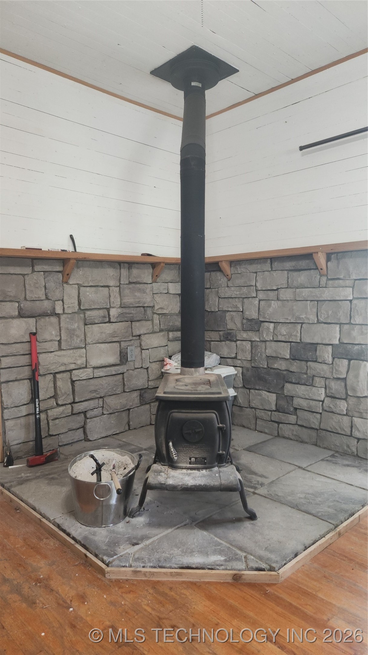 8887 W 510 Property Photo 7