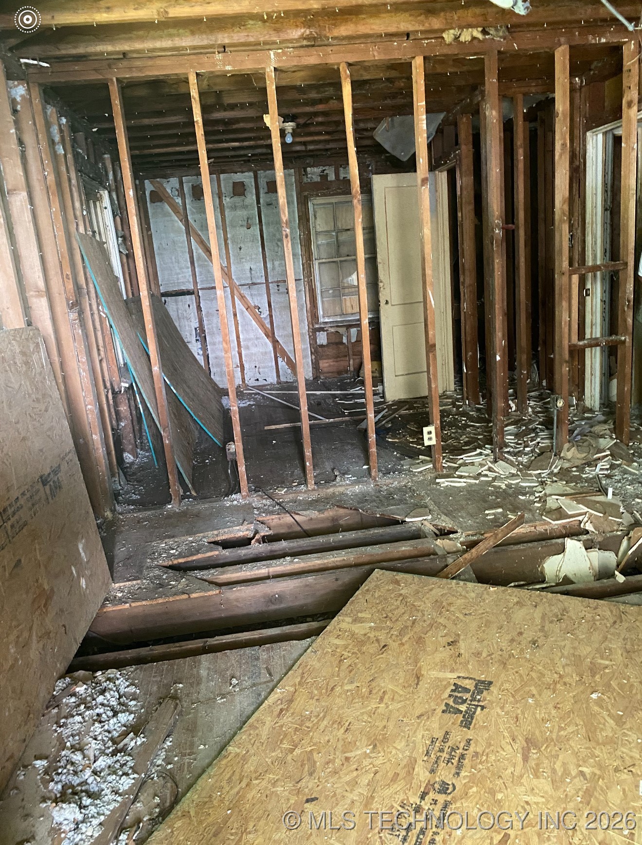 2222 N Xanthus Avenue Property Photo 2