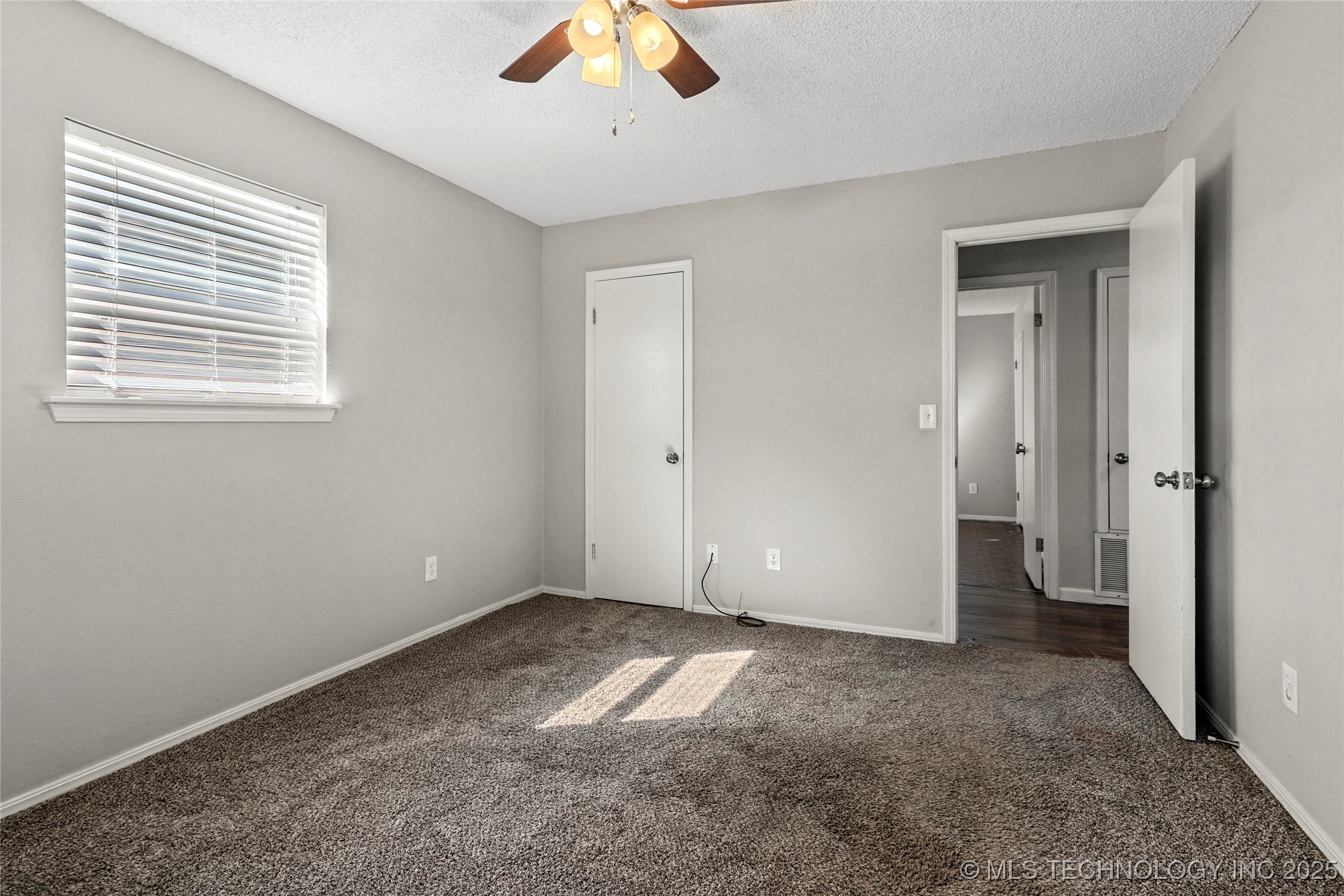 1410 N Dogwood Street Property Photo 17