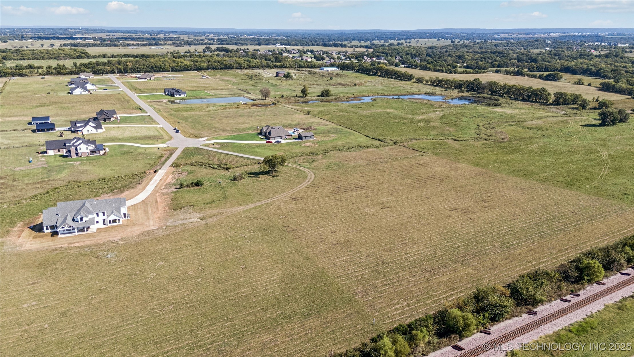 5406 W 184th Street S Property Photo 3