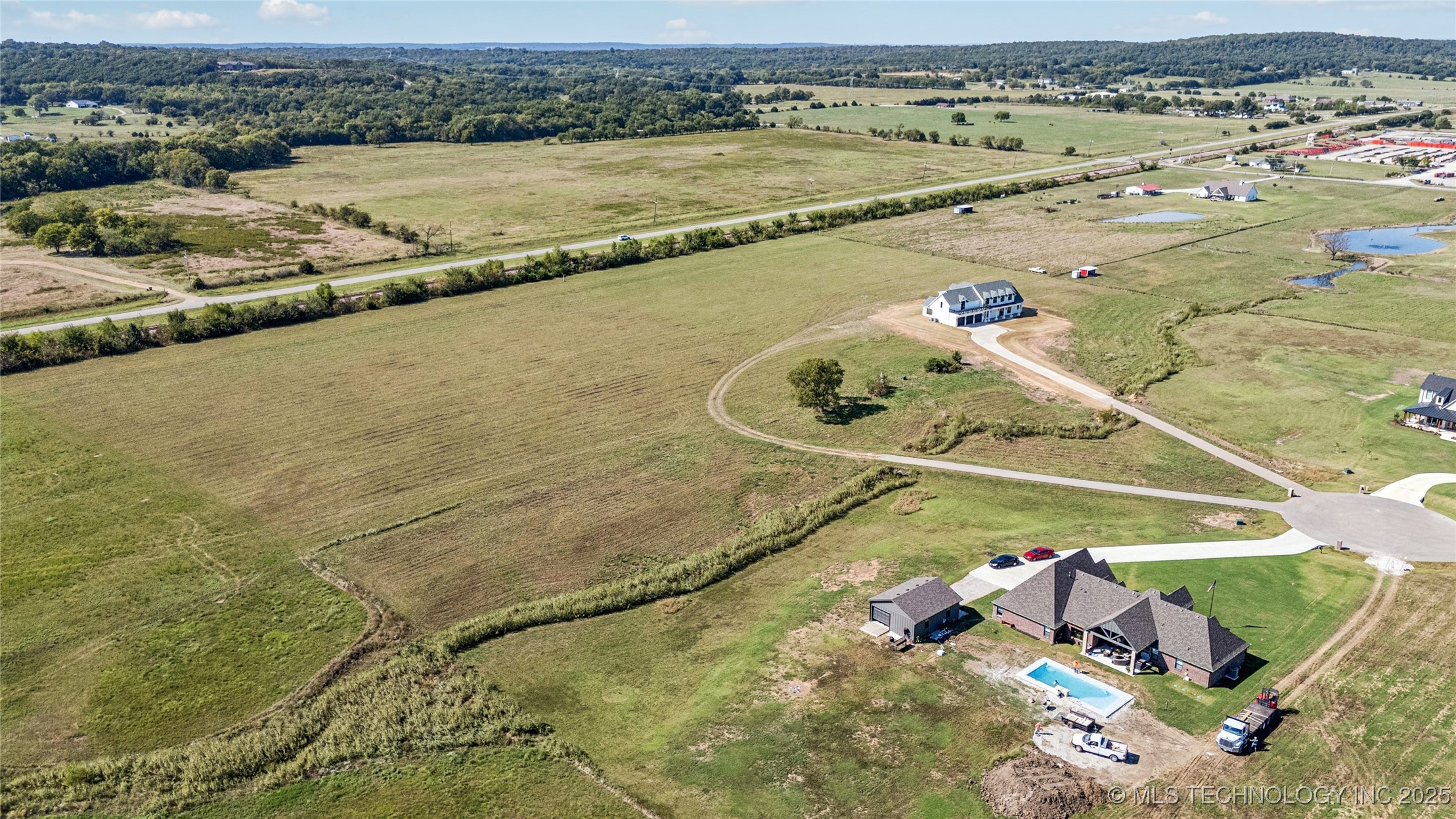 5406 W 184th Street S Property Photo 8