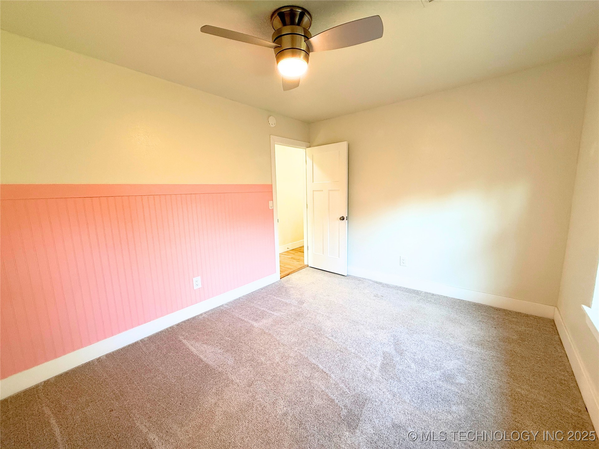 24037 Gordon Street Property Photo 18