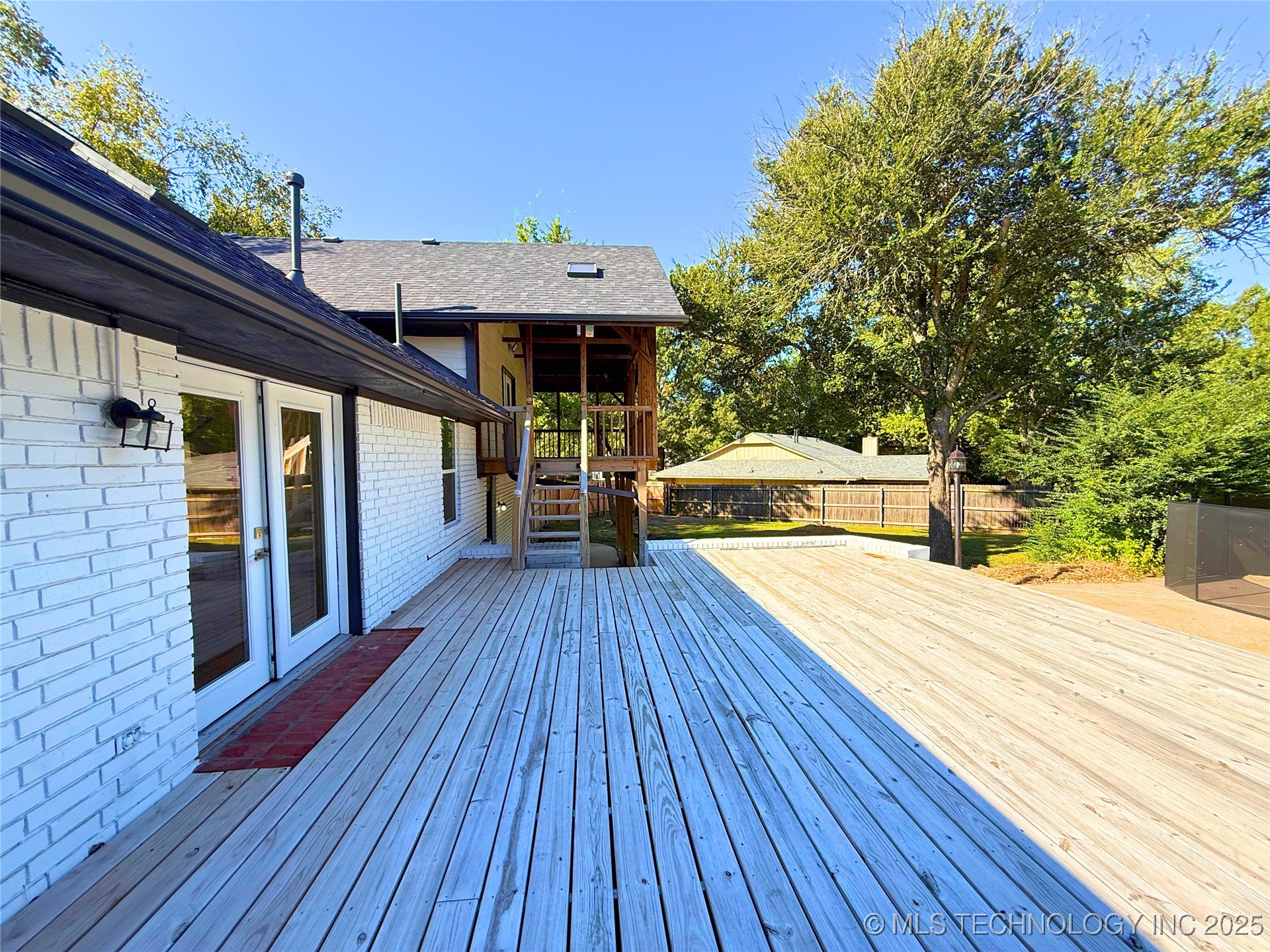 24037 Gordon Street Property Photo 29