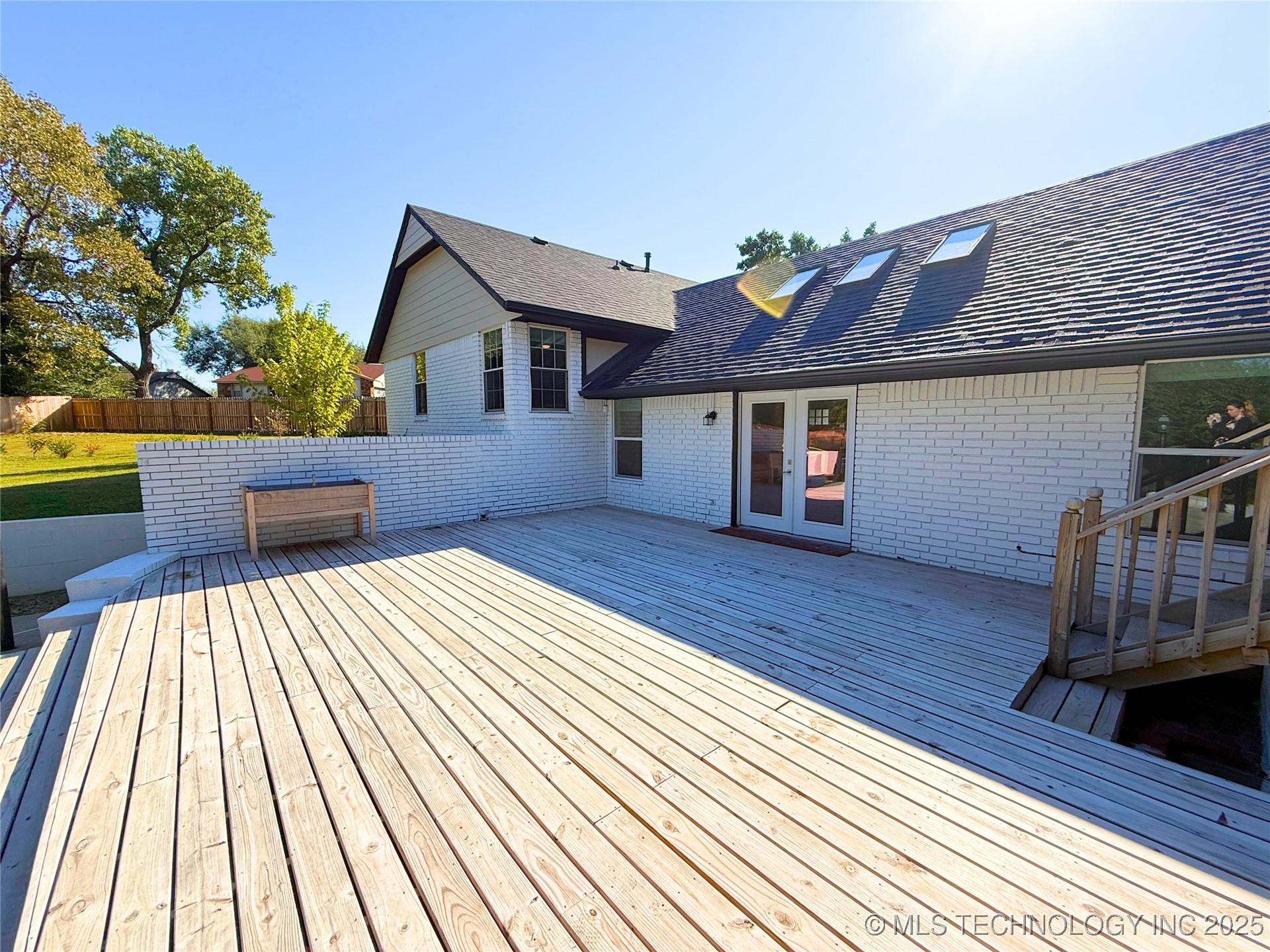 24037 Gordon Street Property Photo 30