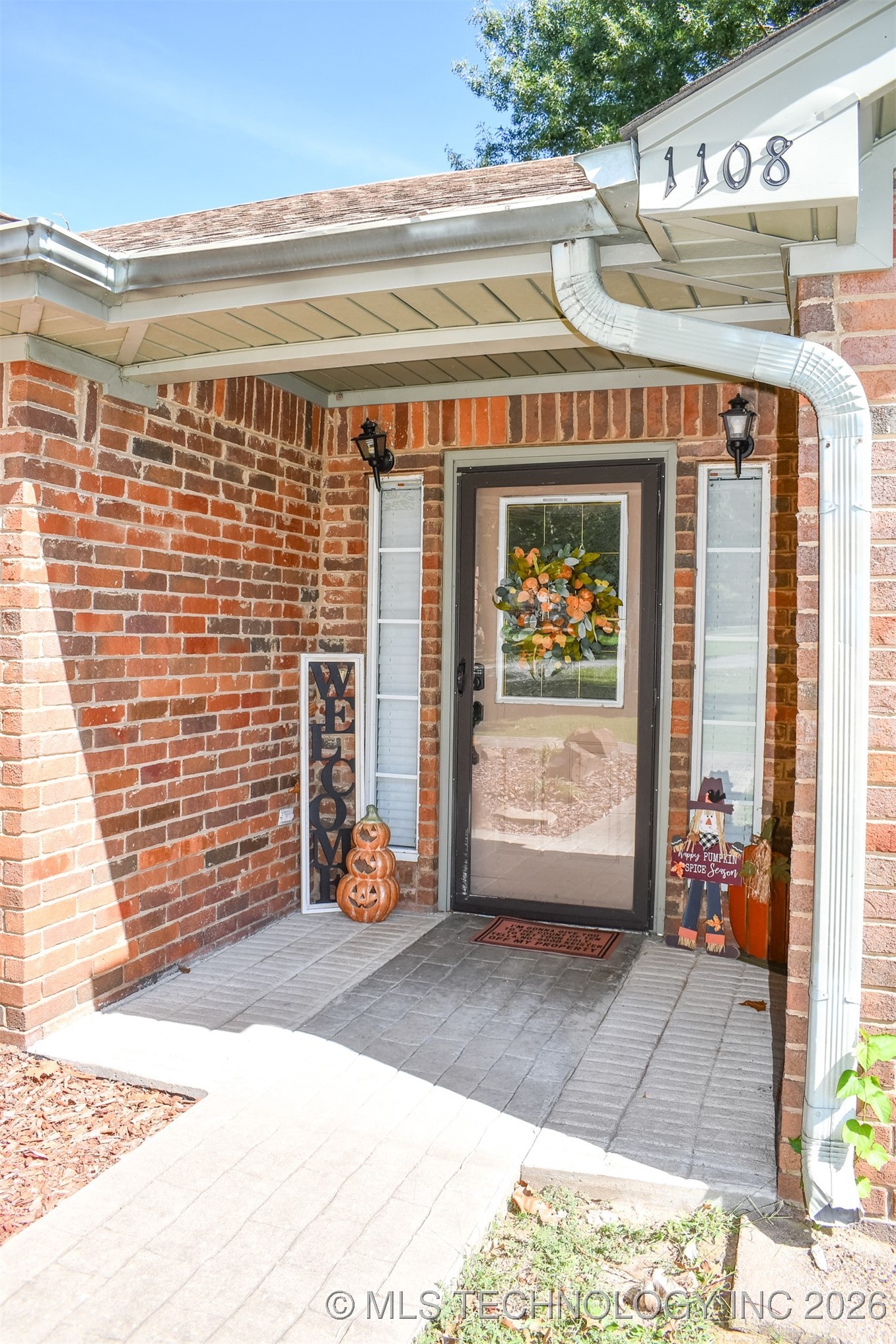 1108 Bermuda Drive Property Photo 4