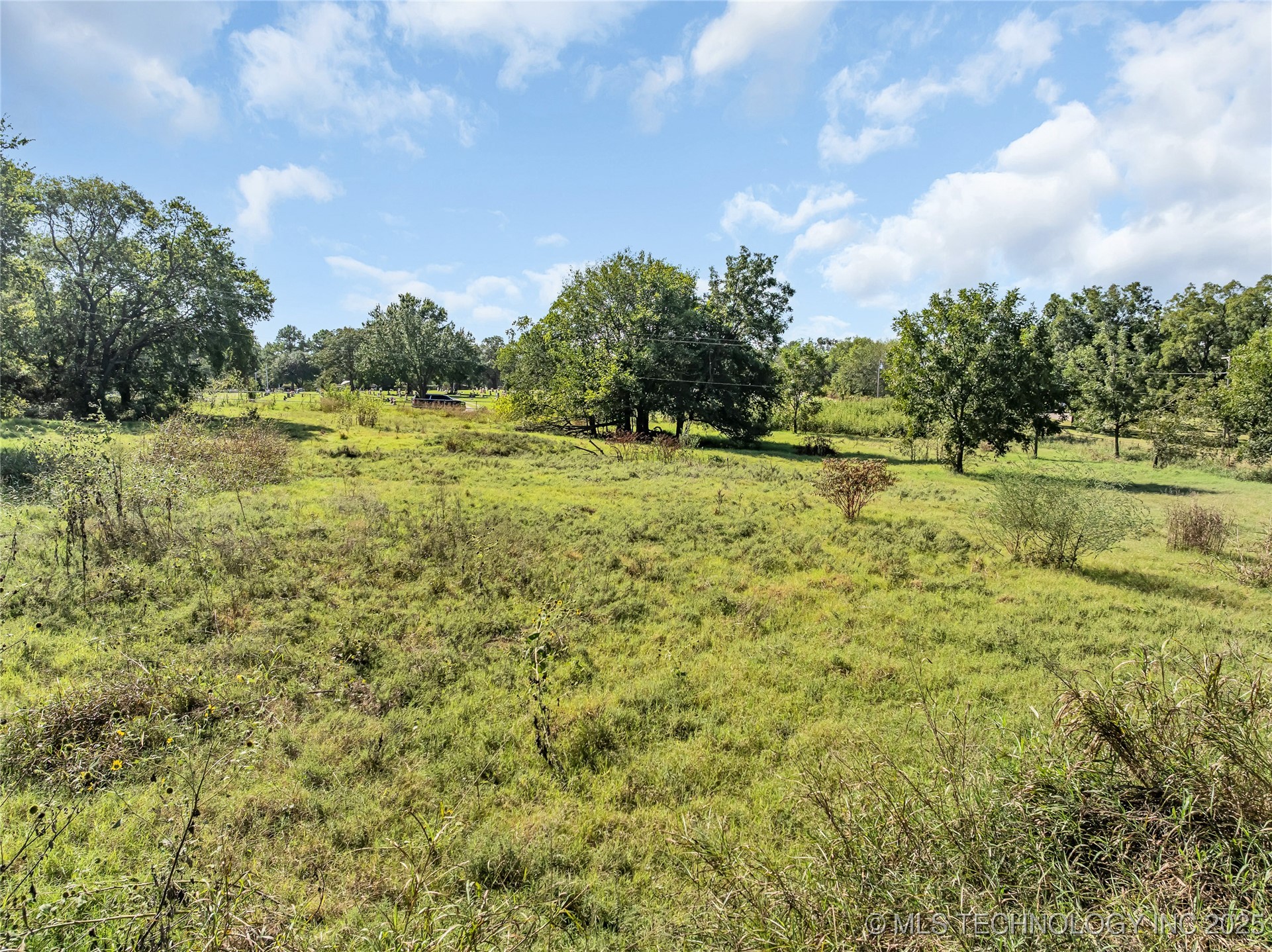 800 W Main Street Property Photo 2