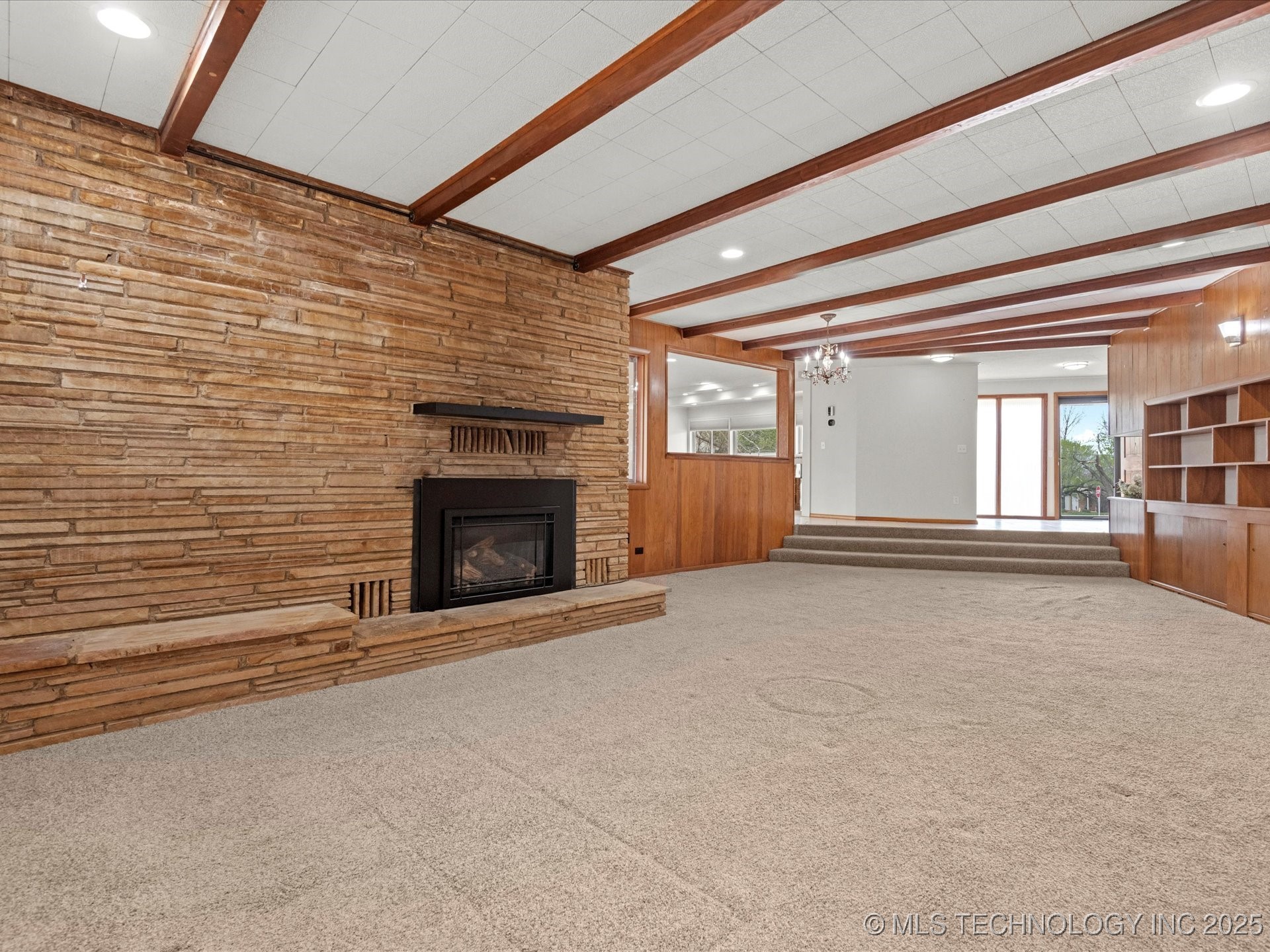 1700 S Grandview Avenue Property Photo 7