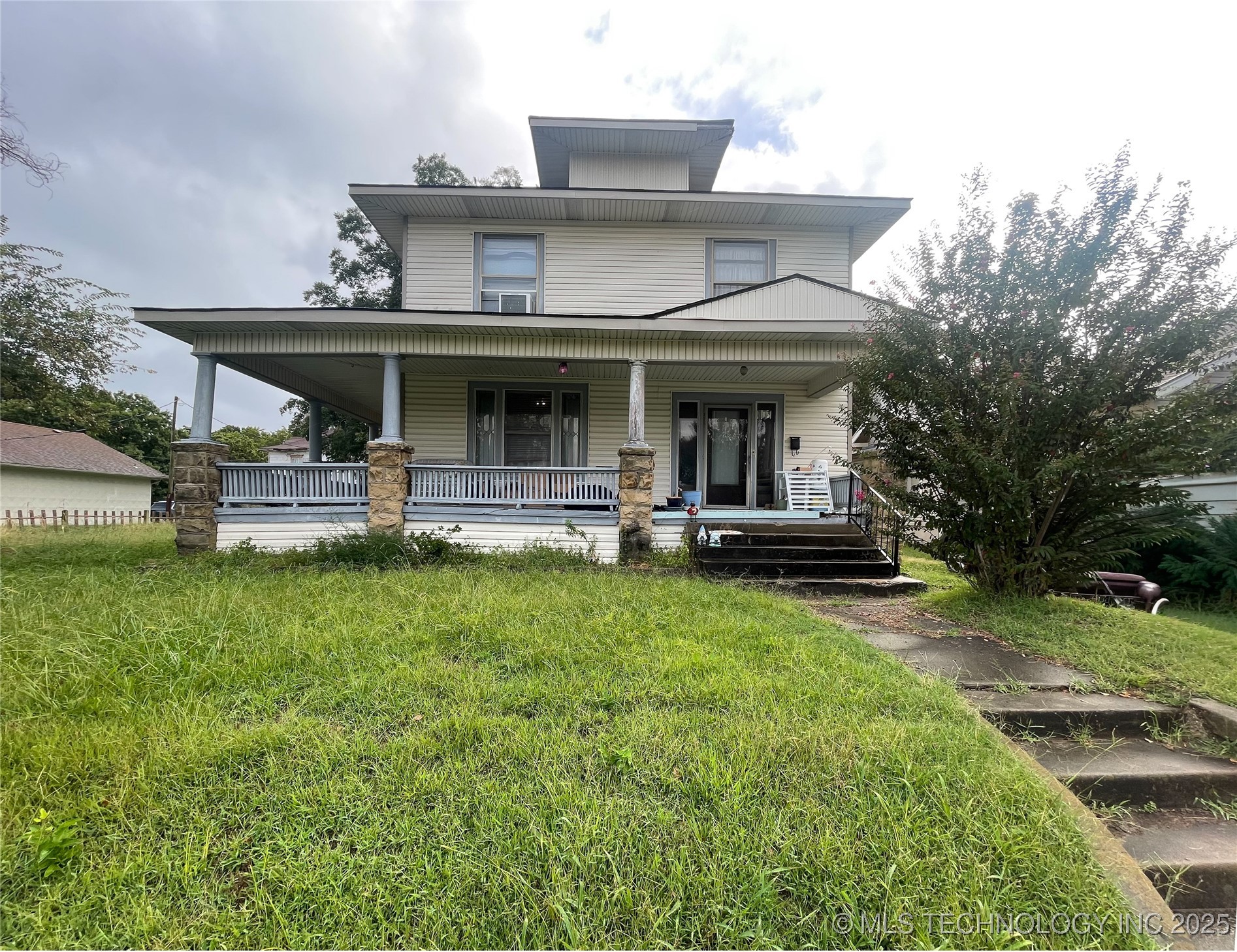 649 E Okmulgee Street Property Photo 1