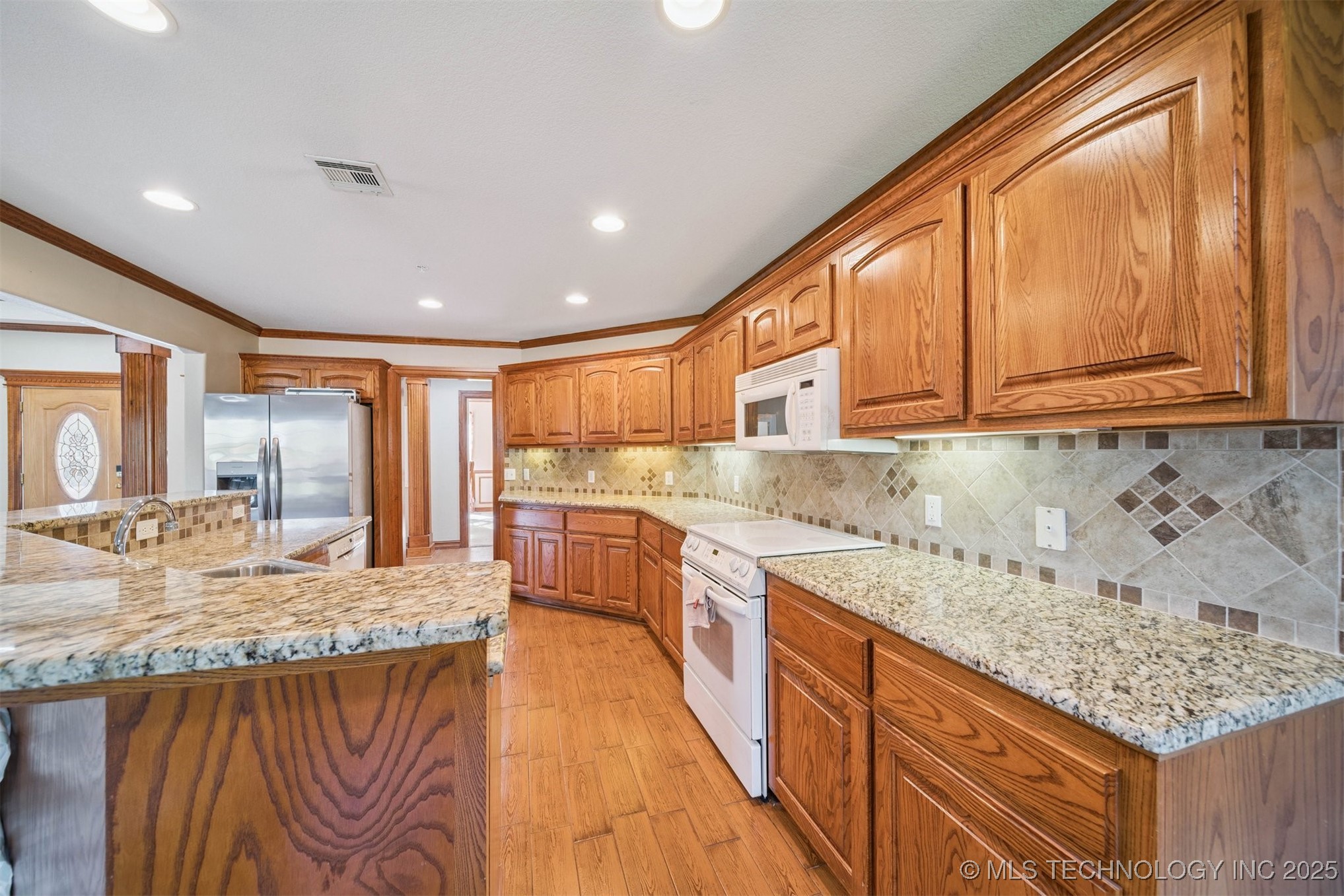 7101 S 282nd East Avenue Property Photo 13