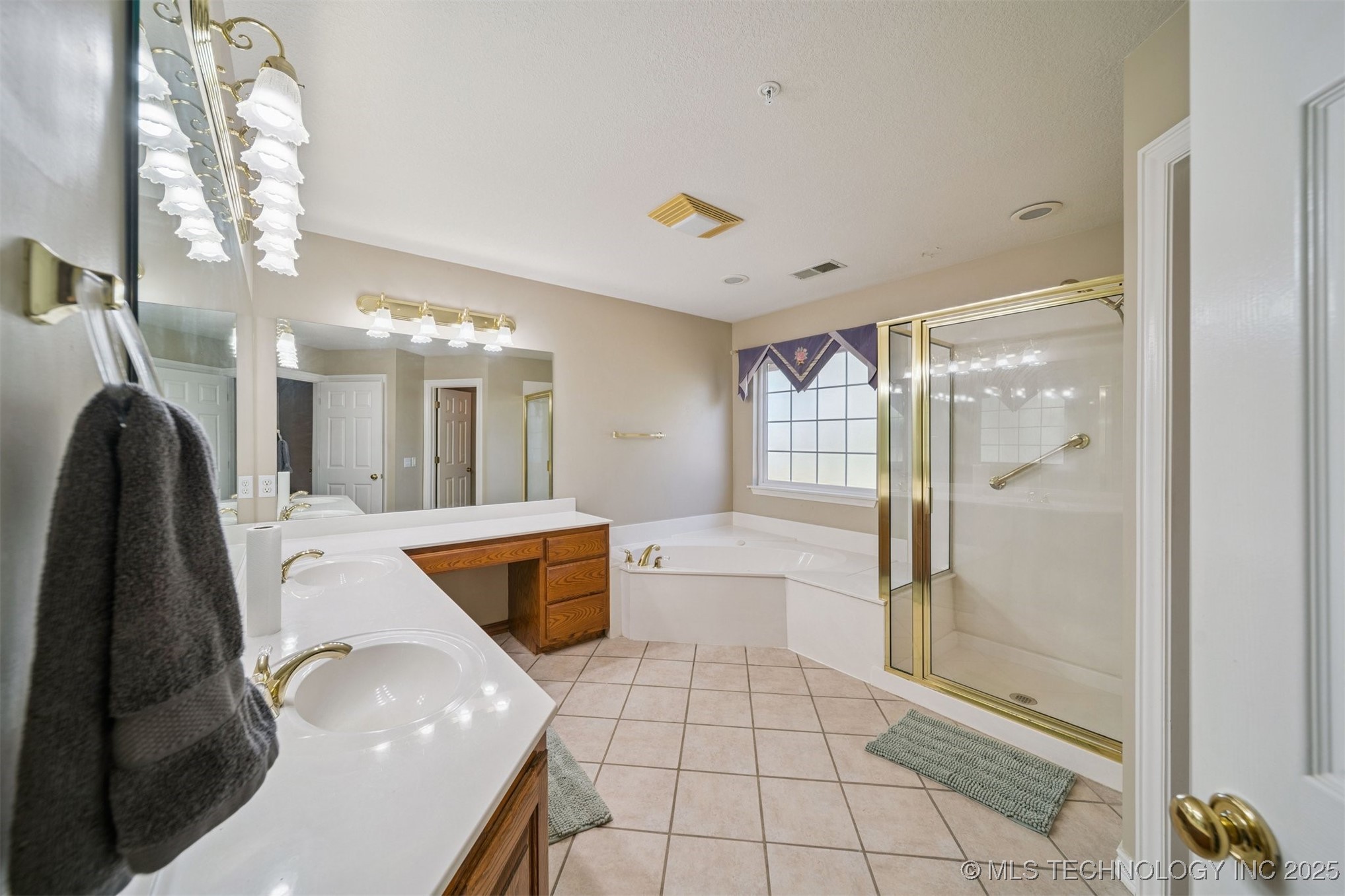 7101 S 282nd East Avenue Property Photo 26