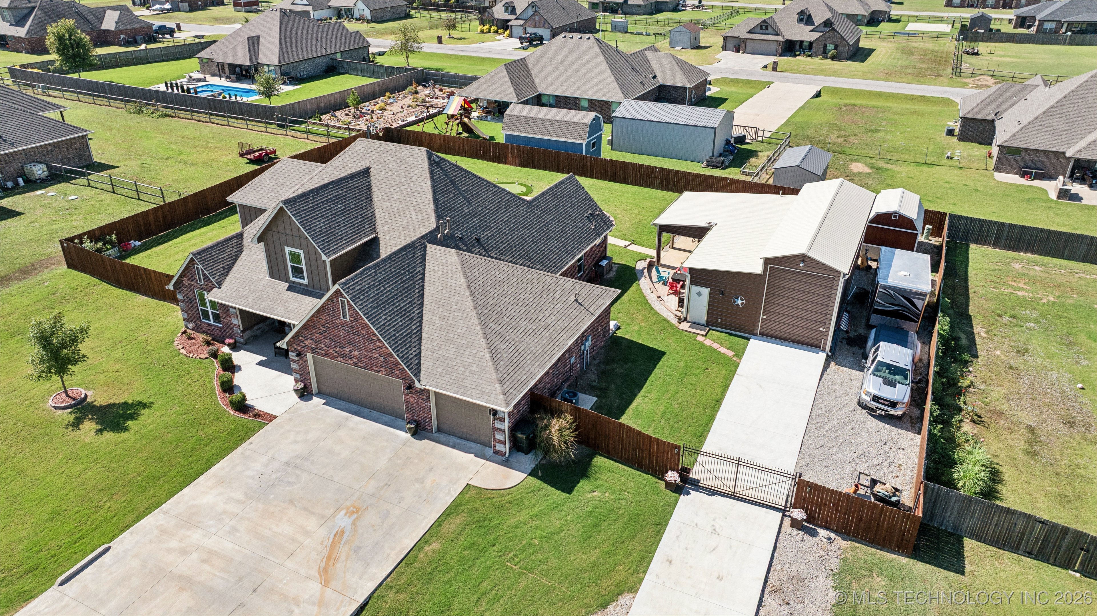 12860 N 44th East Avenue Property Photo 41