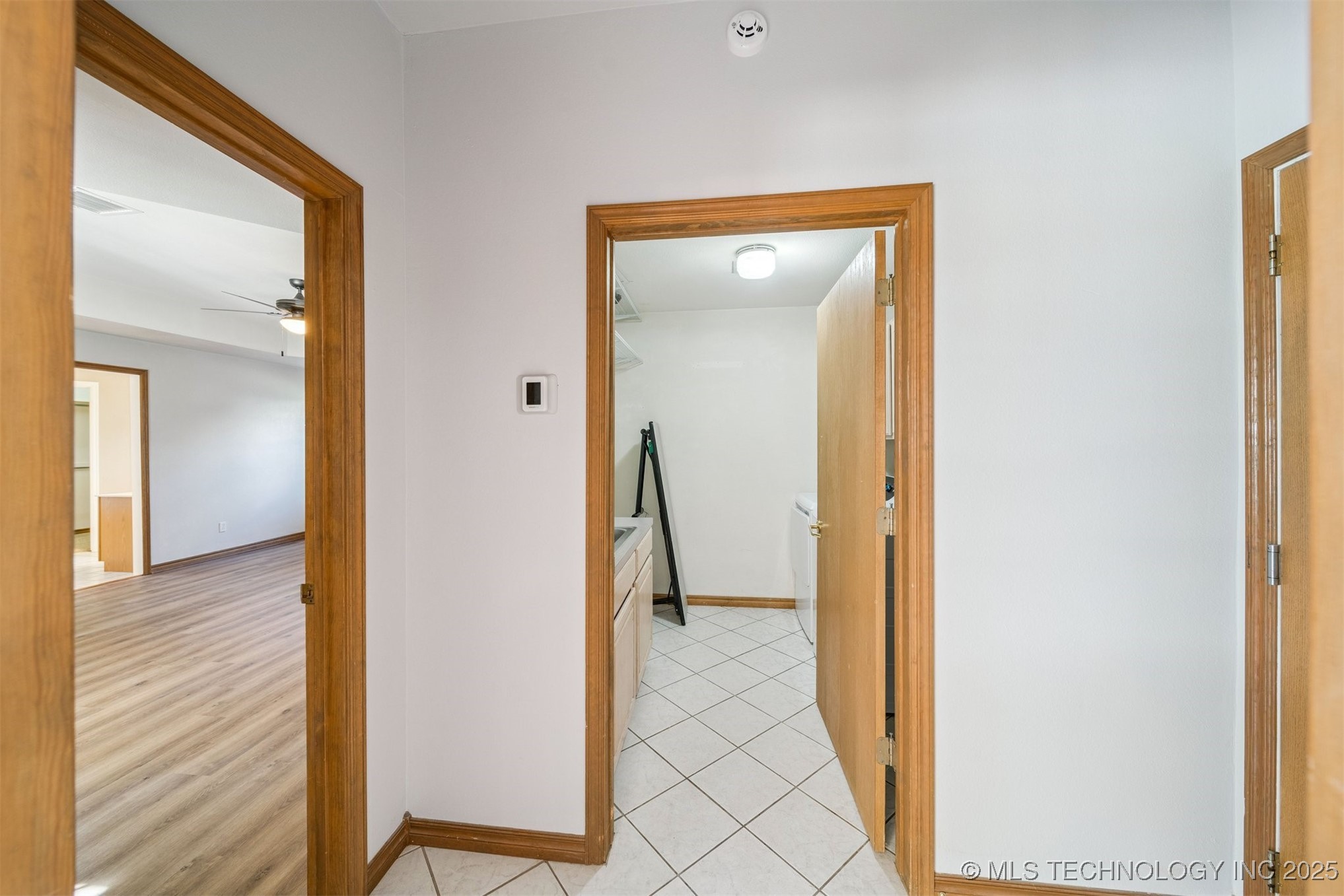 15818 E 77th Street N Property Photo 17