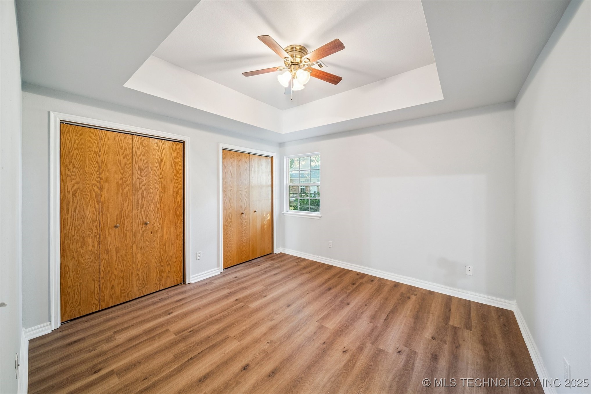 15818 E 77th Street N Property Photo 27