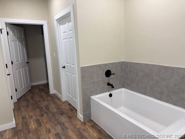 453 W 2nd Street Property Photo 13