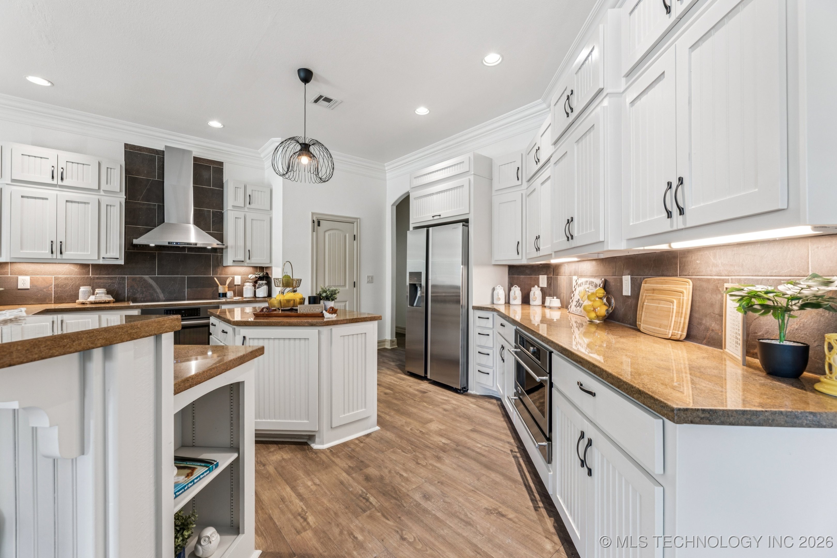 18894 E 80th Street North N Property Photo 9