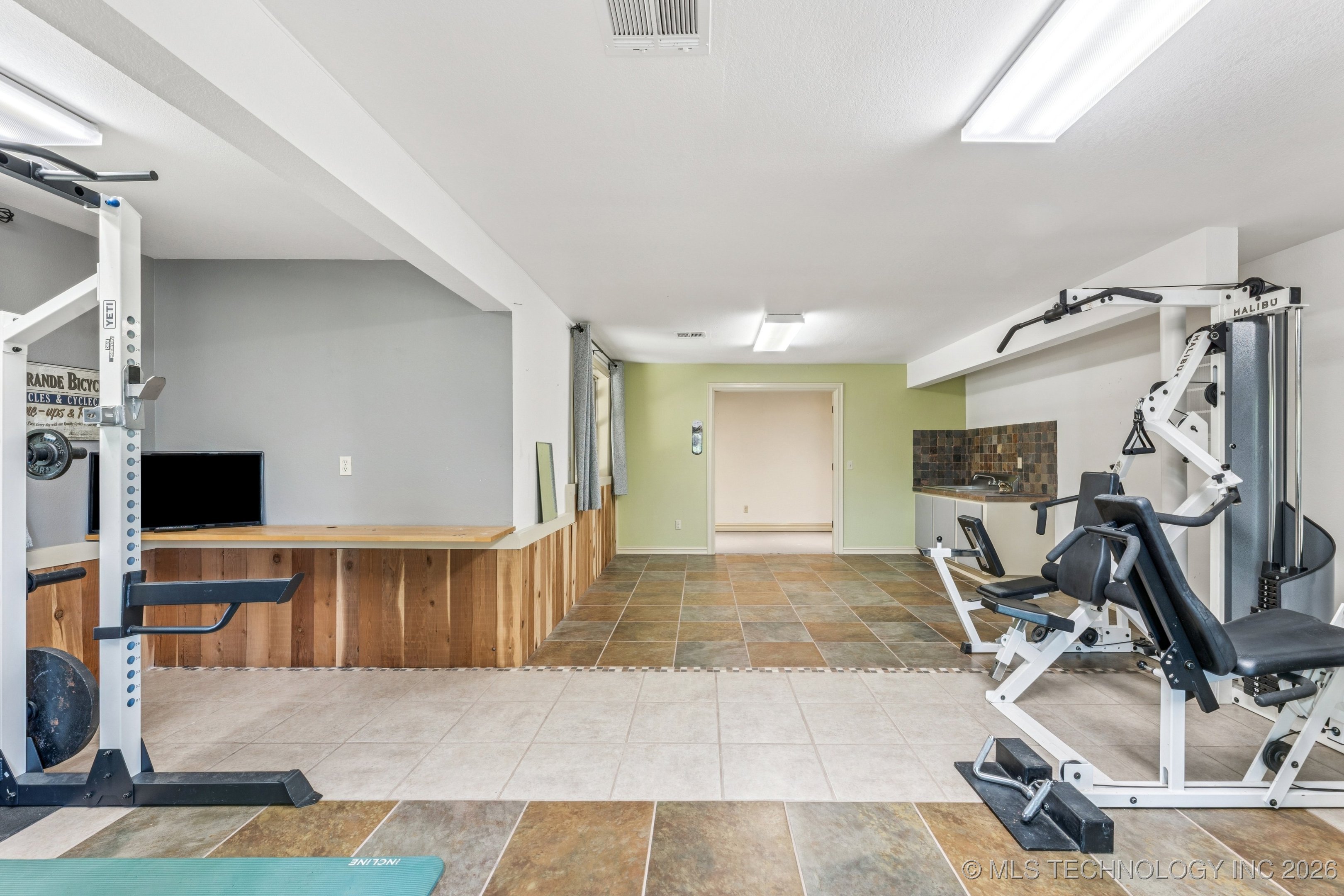 18894 E 80th Street North N Property Photo 28