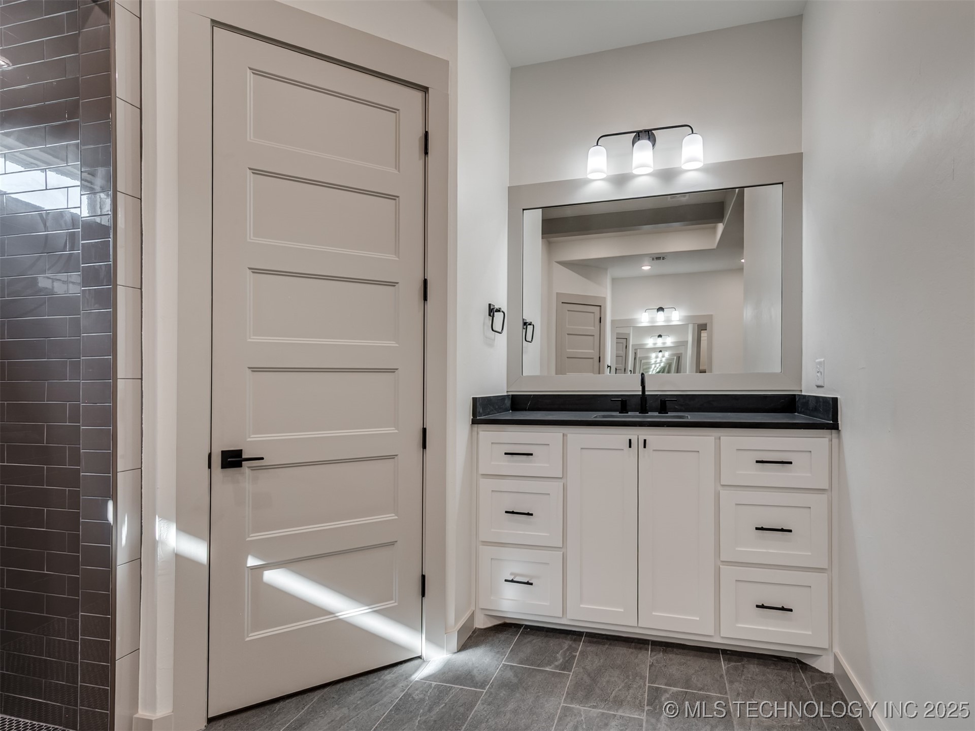 17281 Stone House Road Property Photo 17