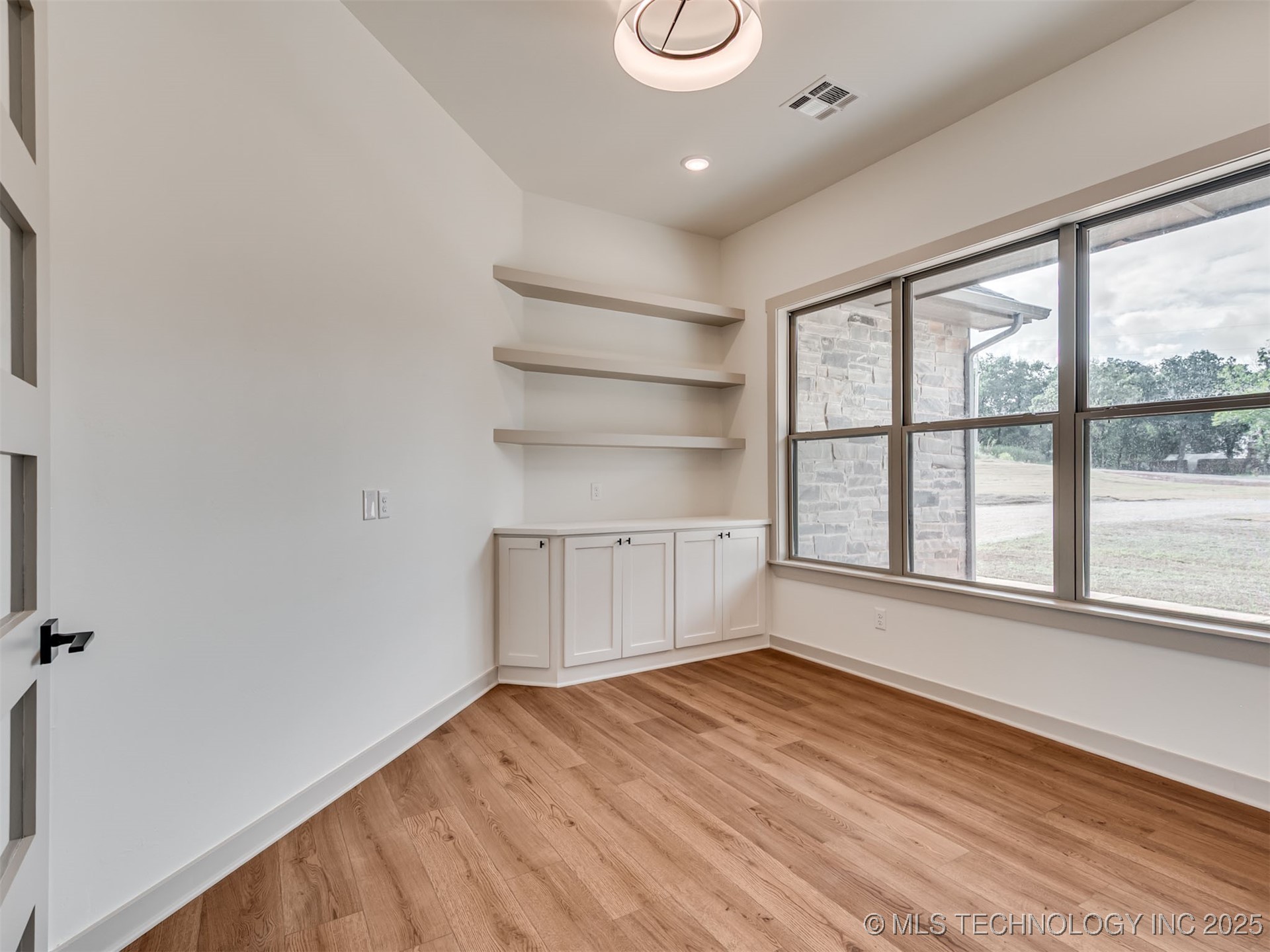 17281 Stone House Road Property Photo 30