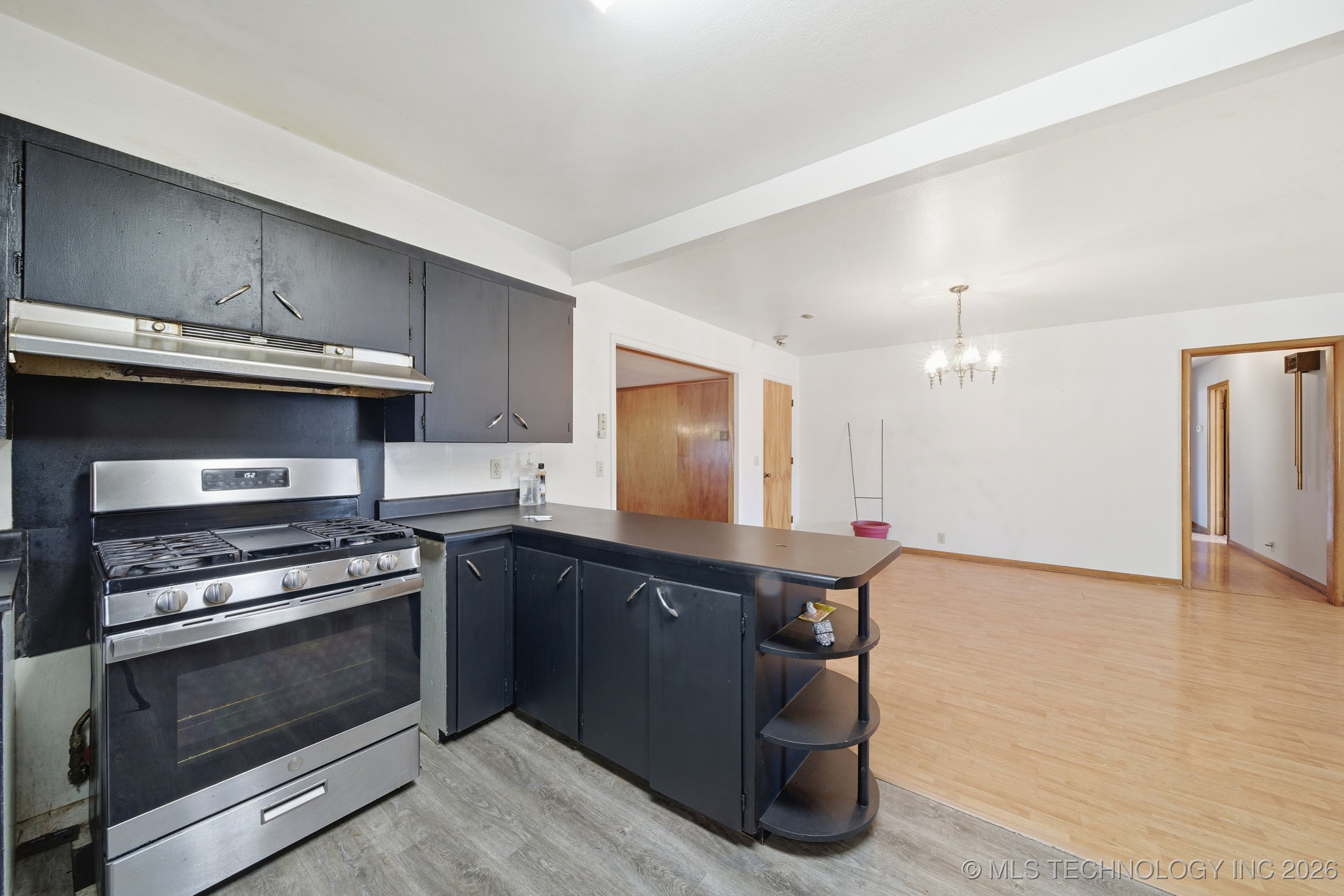 1607 A And M Drive Property Photo 10