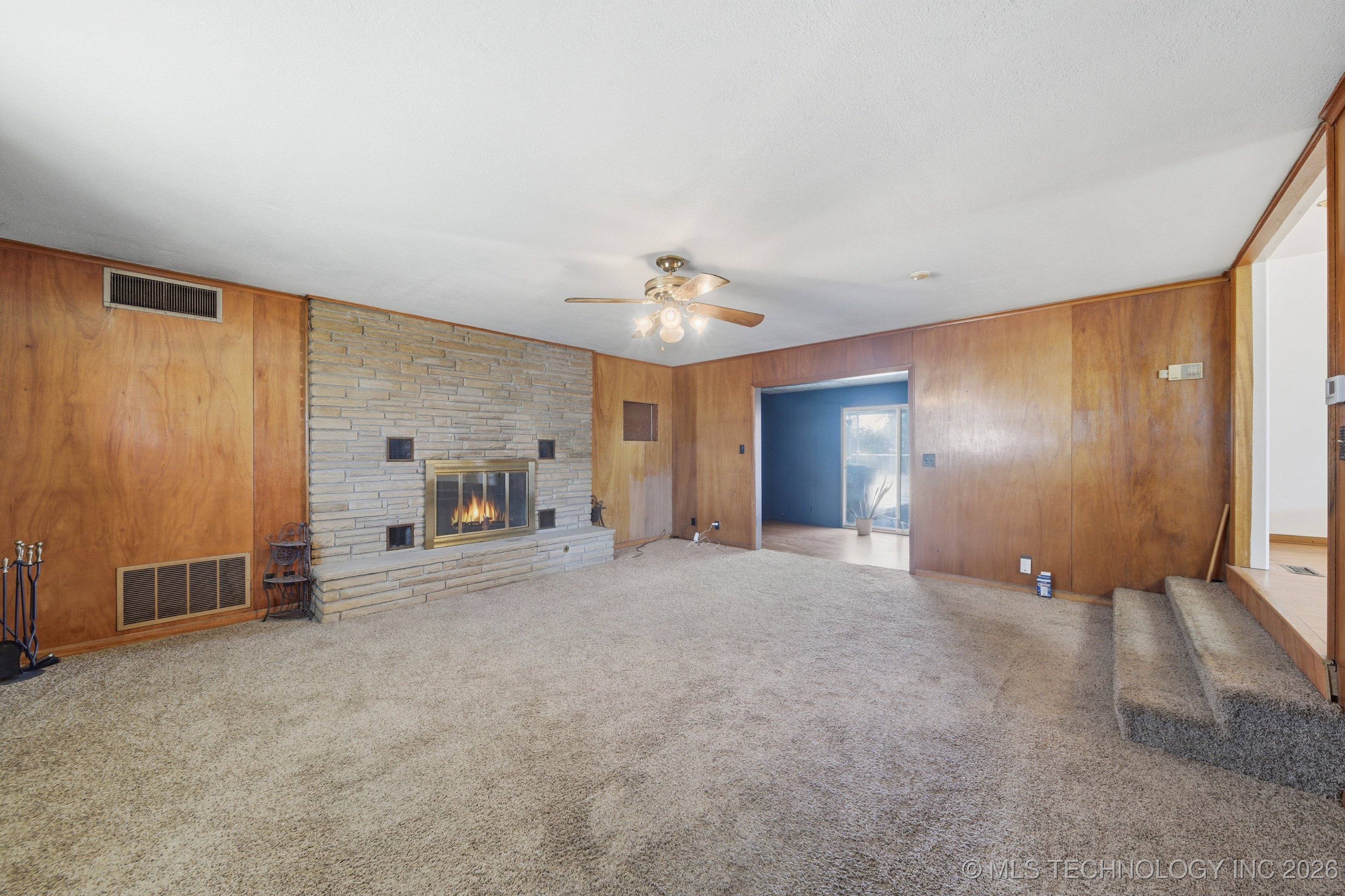 1607 A And M Drive Property Photo 12