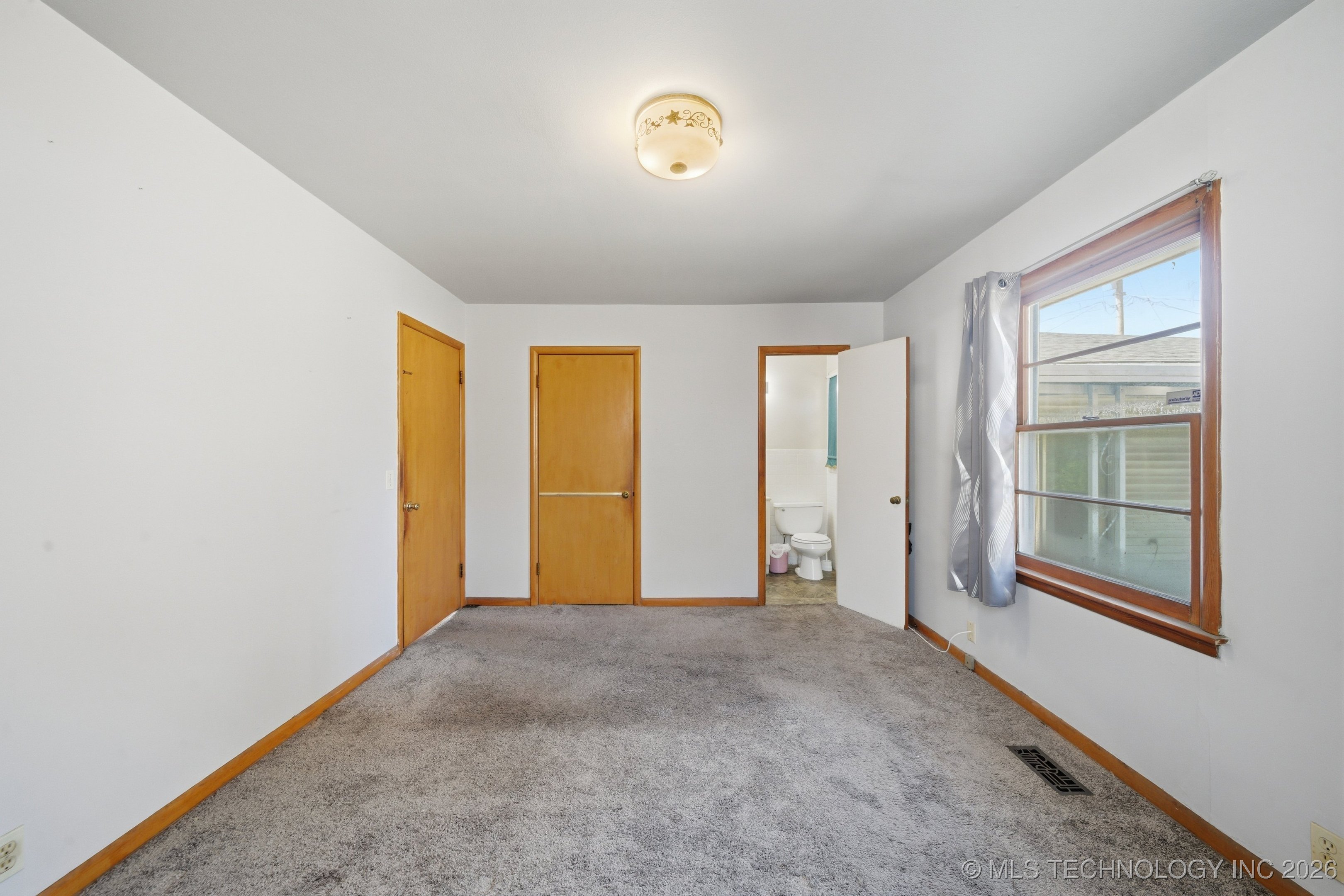 1607 A And M Drive Property Photo 16