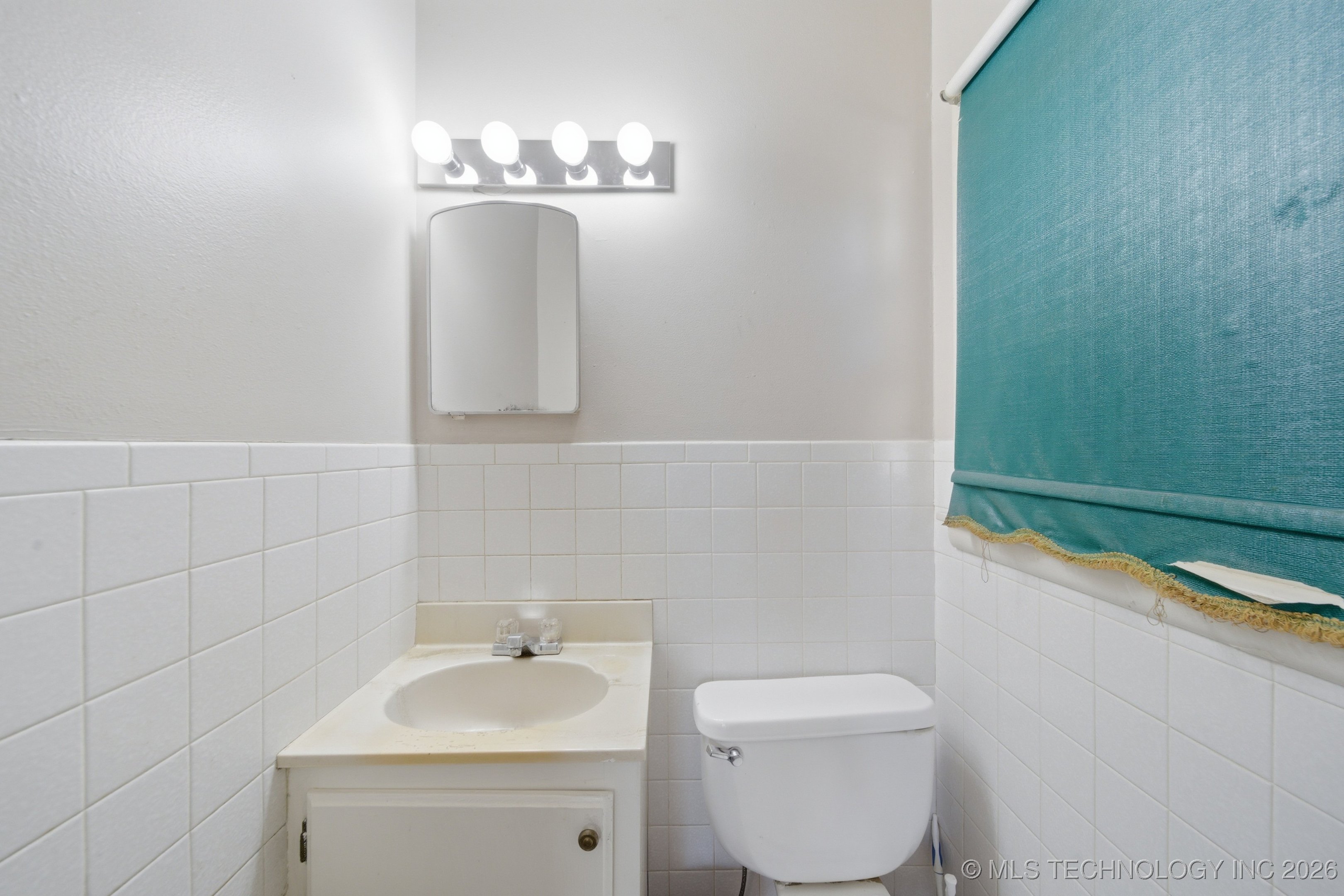 1607 A And M Drive Property Photo 17