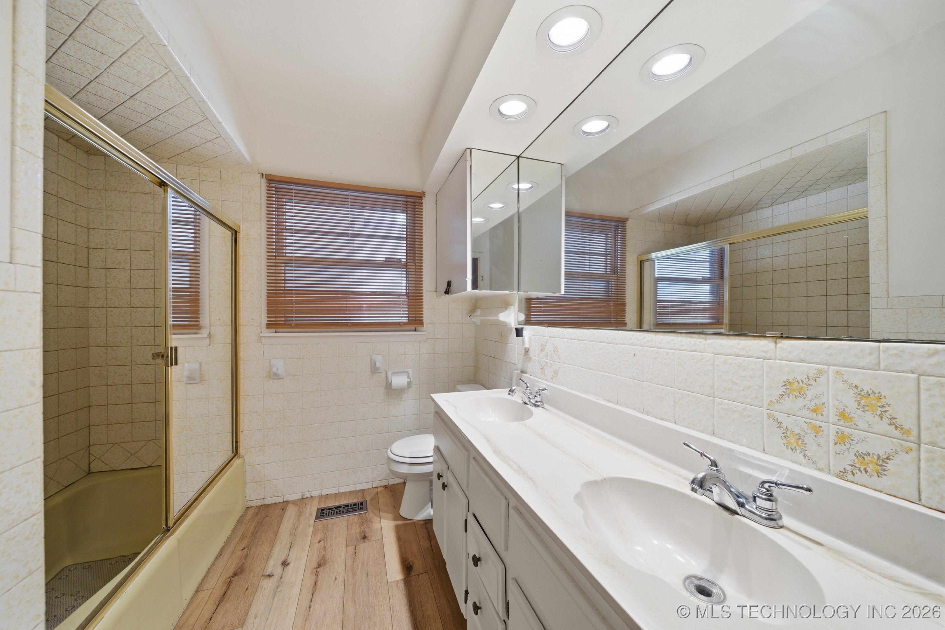 1607 A And M Drive Property Photo 20