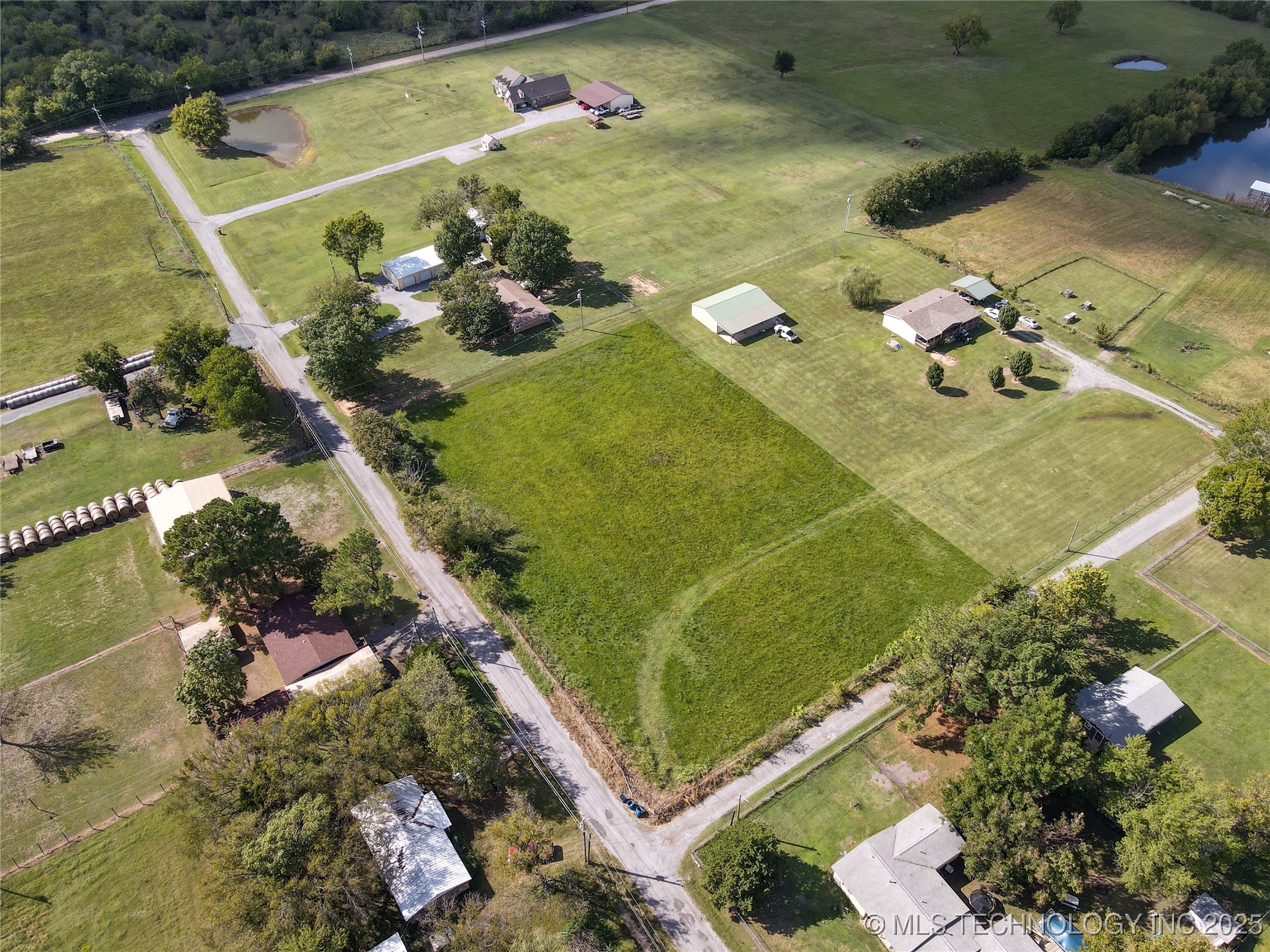 Emberton Street Property Photo 7