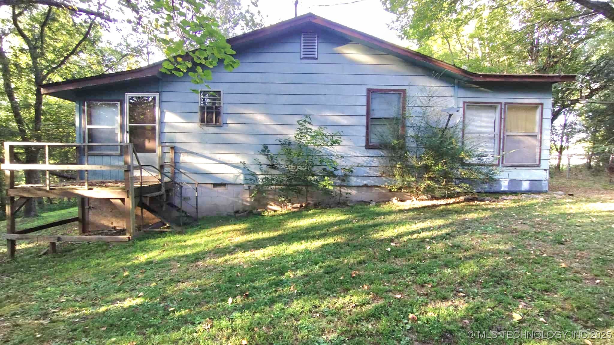 177 S Military Road Property Photo 3