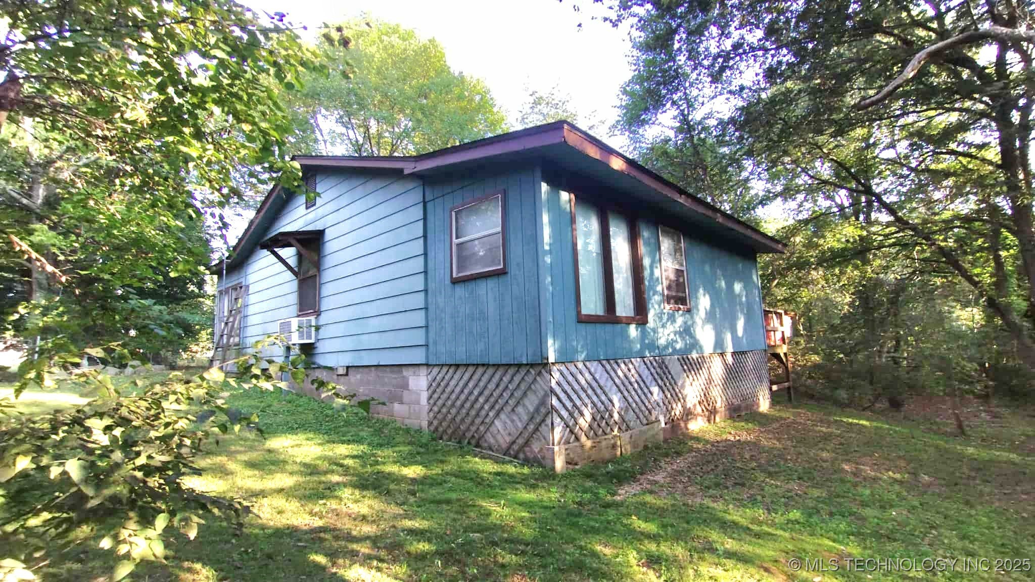 177 S Military Road Property Photo 5