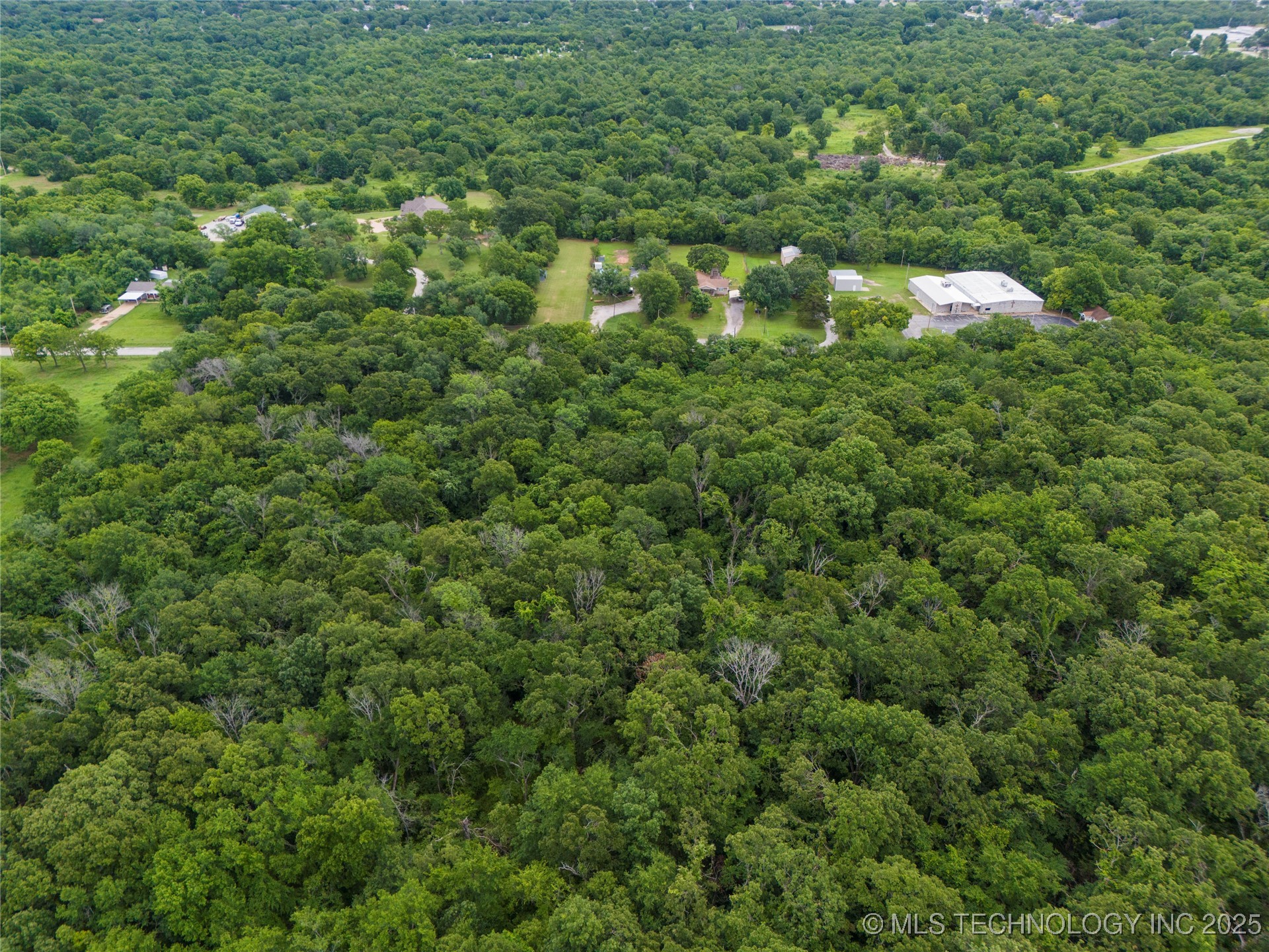 03782 S 137th West Avenue Property Photo 12