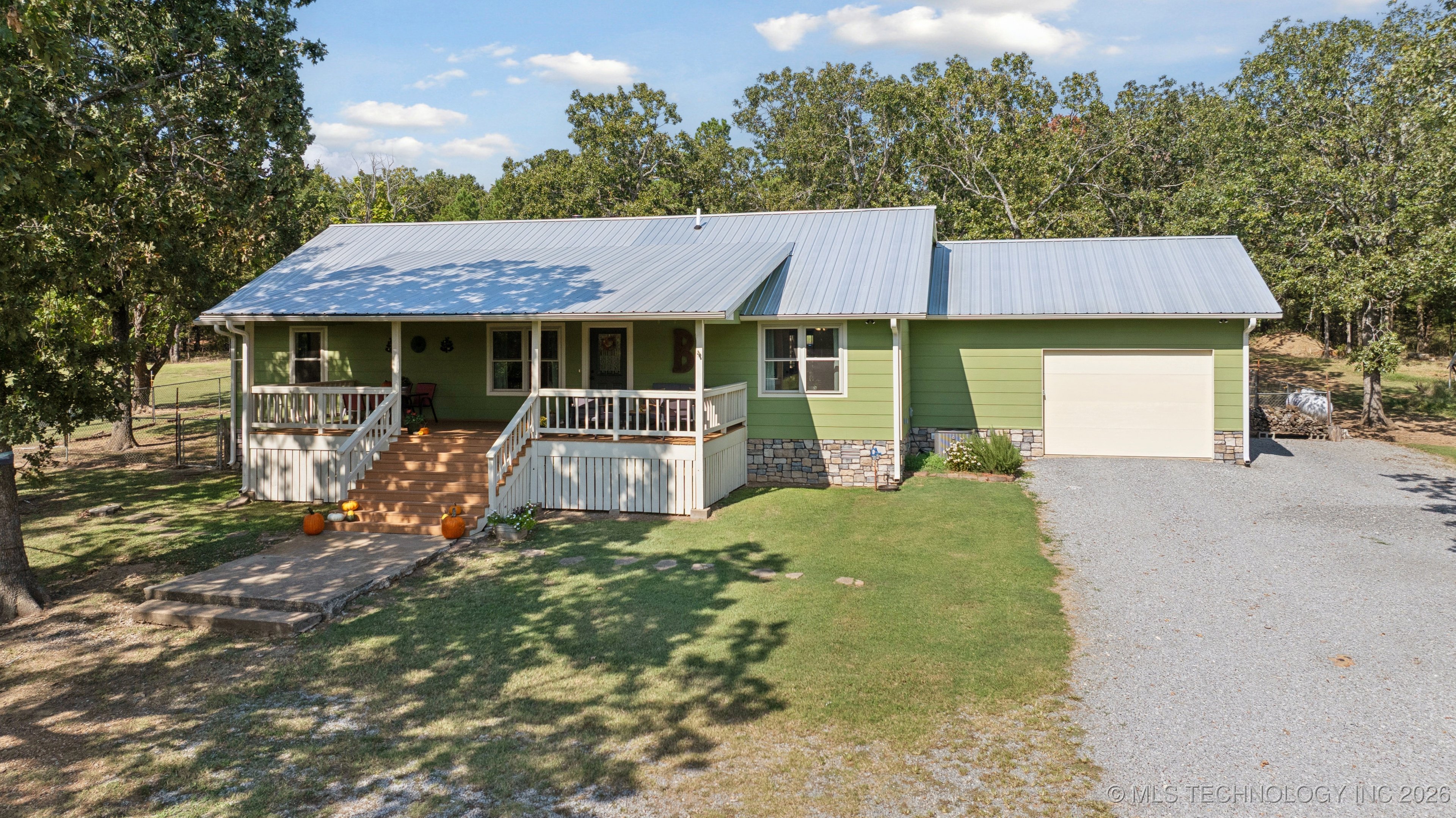 3340 Se 1083 Road Property Photo 8