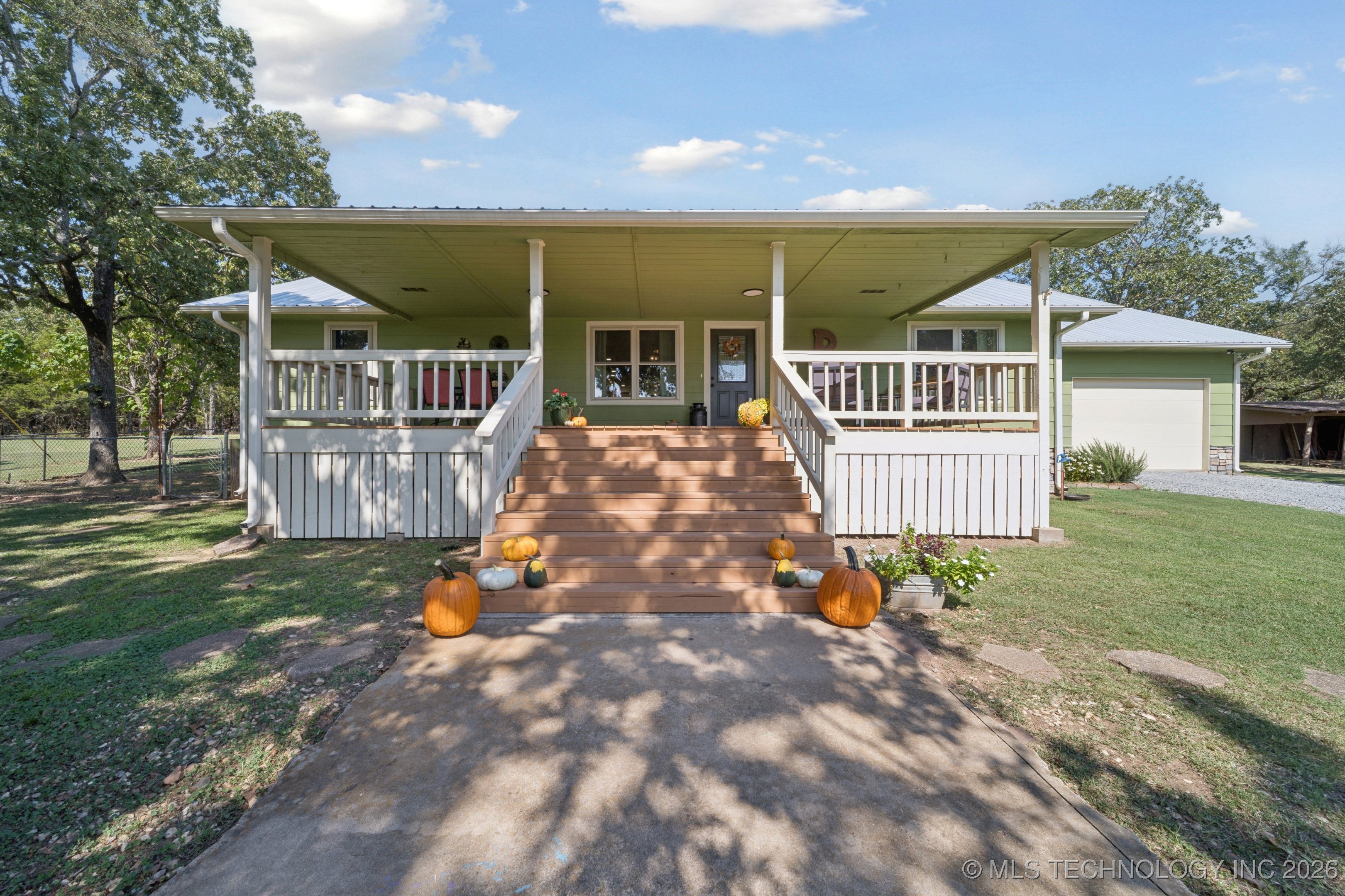 3340 Se 1083 Road Property Photo 9