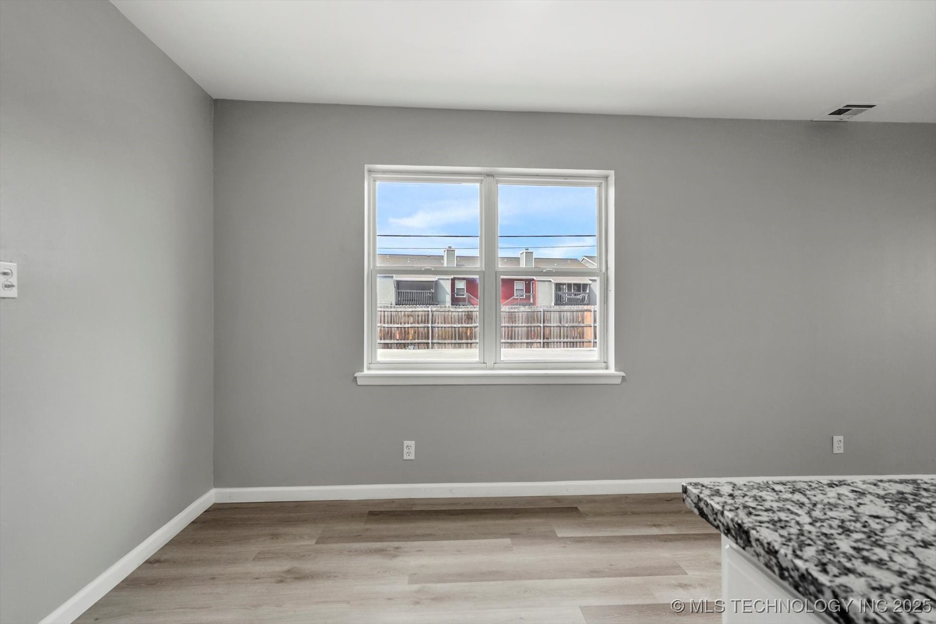 6160 S Madison Place 6160-d Property Photo 8