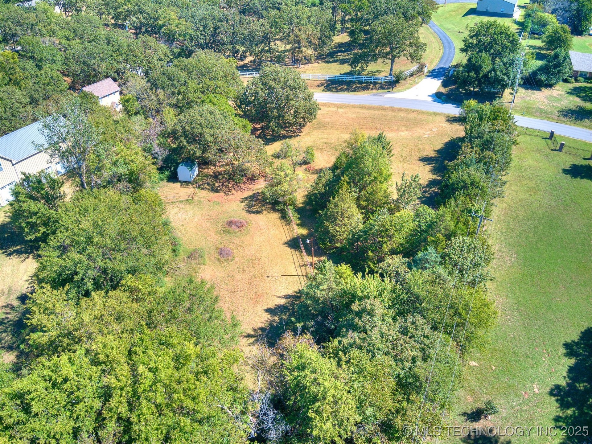 Gary Drive Property Photo 3