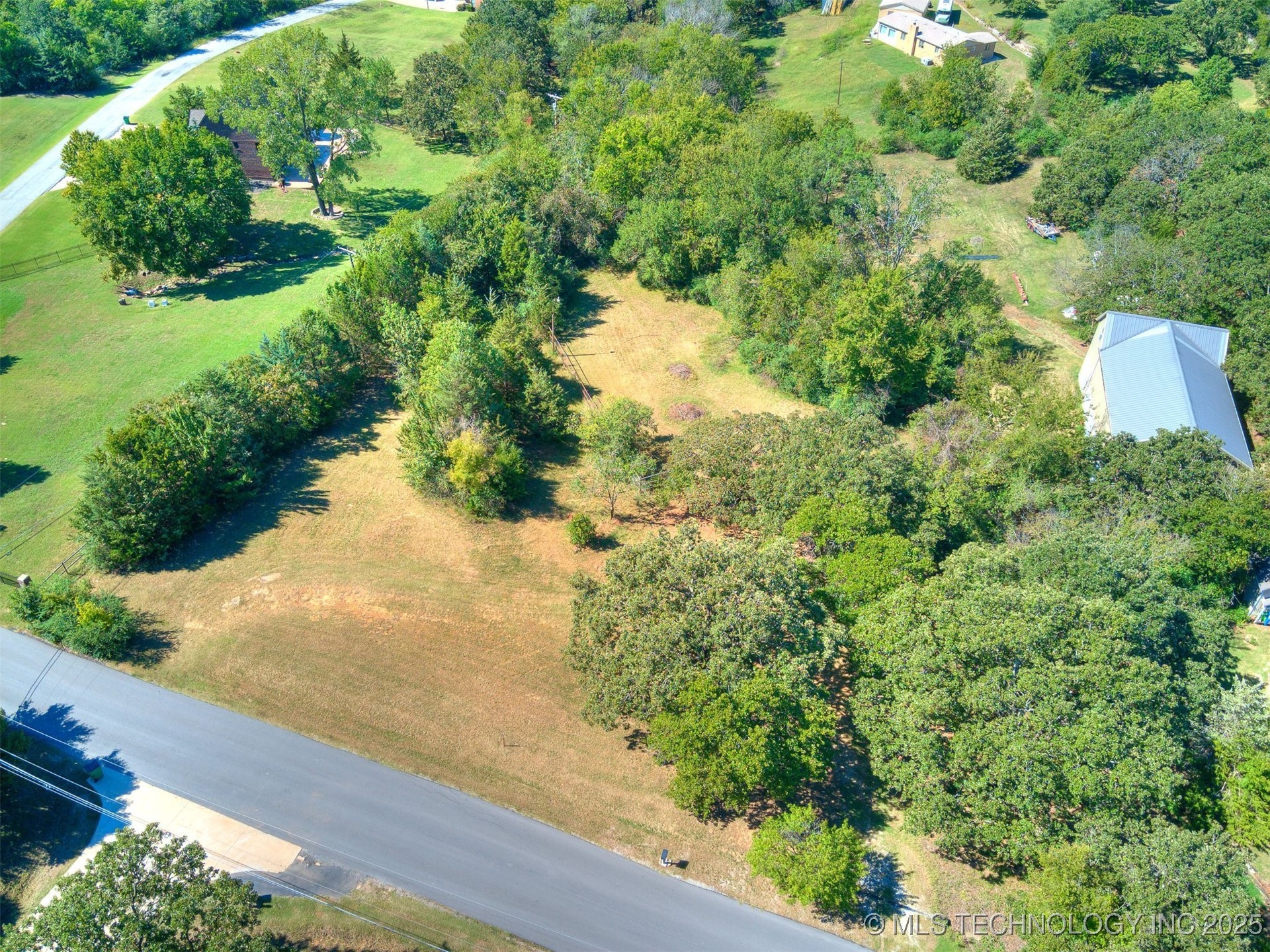 Gary Drive Property Photo 7