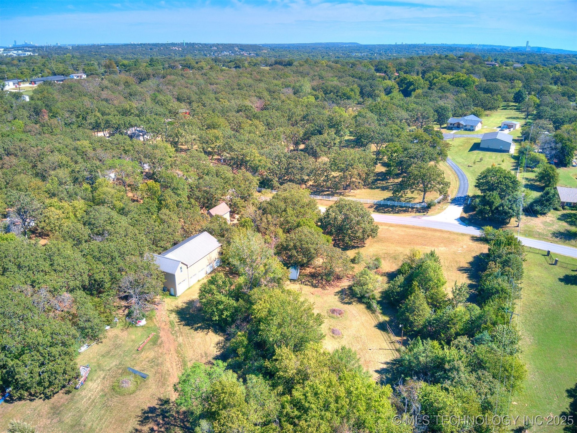 Gary Drive Property Photo 11