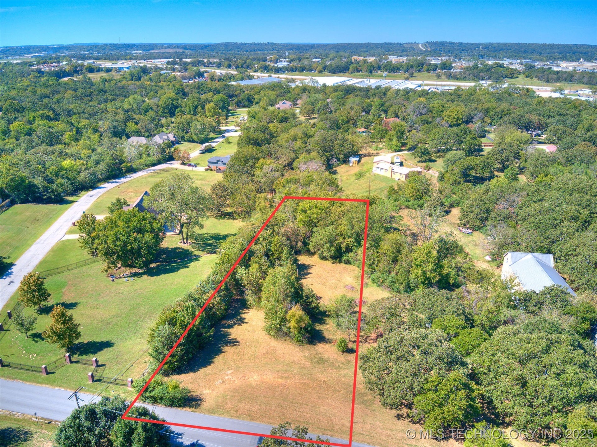 Gary Drive Property Photo 14