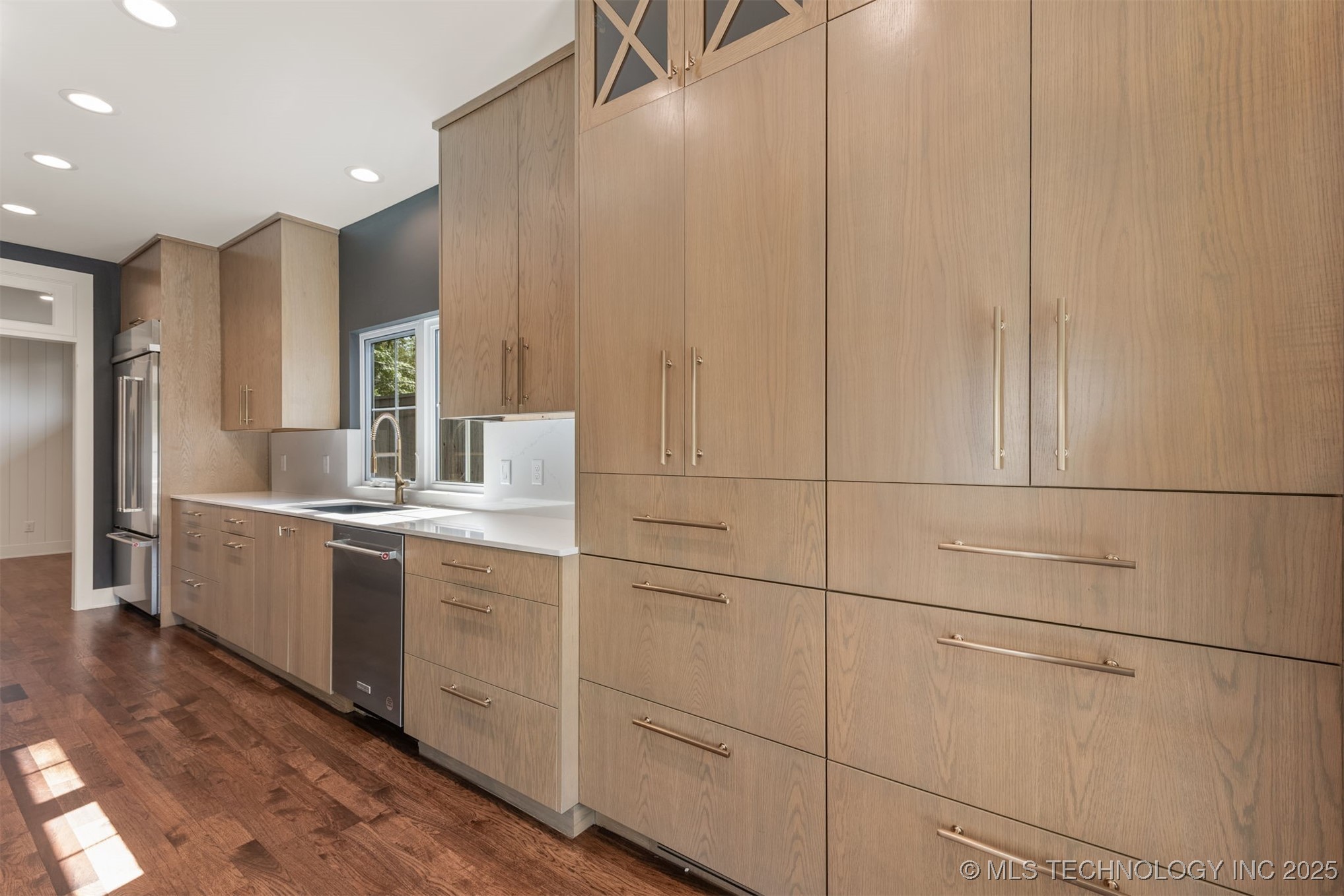 4745 S Boston Place Property Photo 11