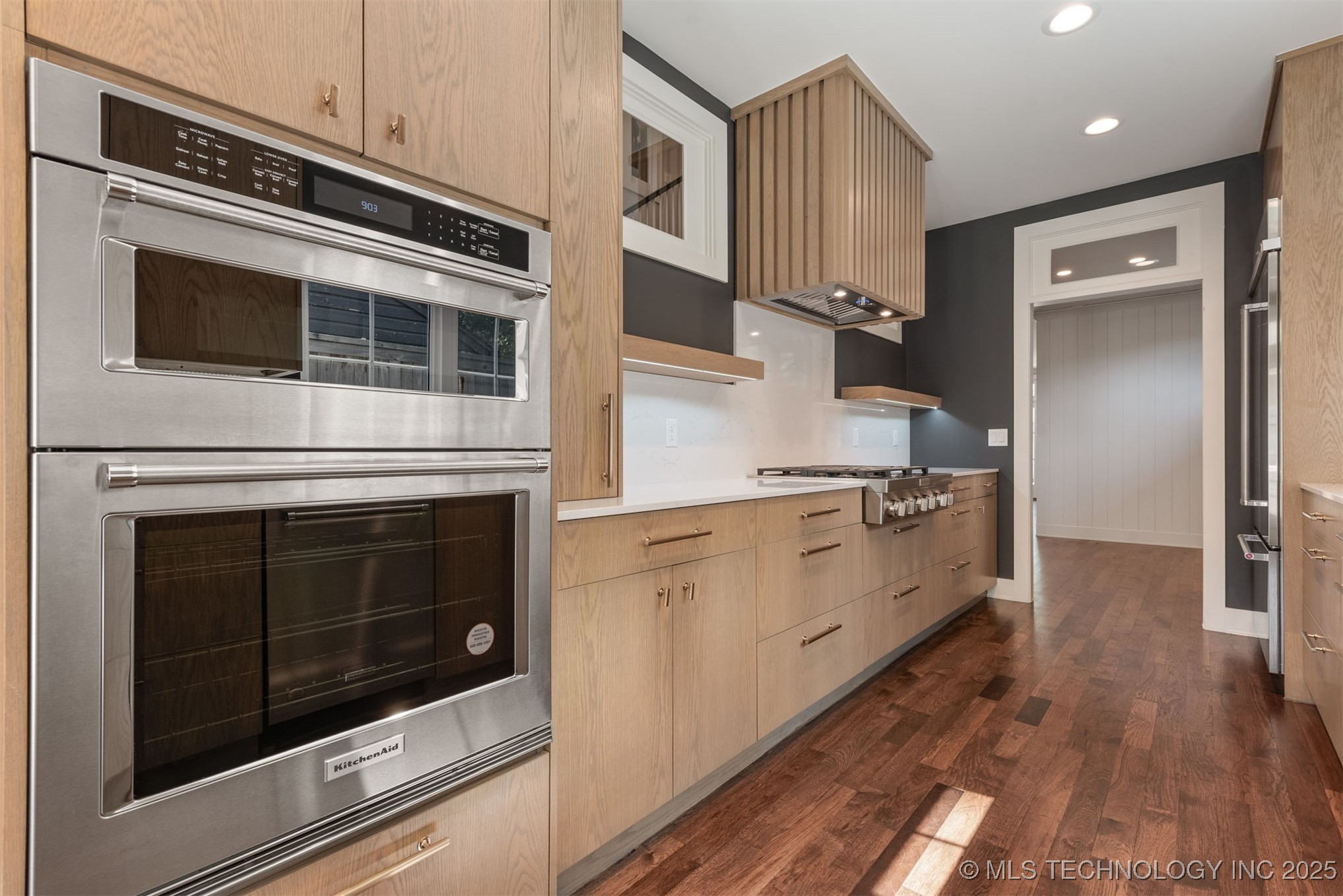 4745 S Boston Place Property Photo 14