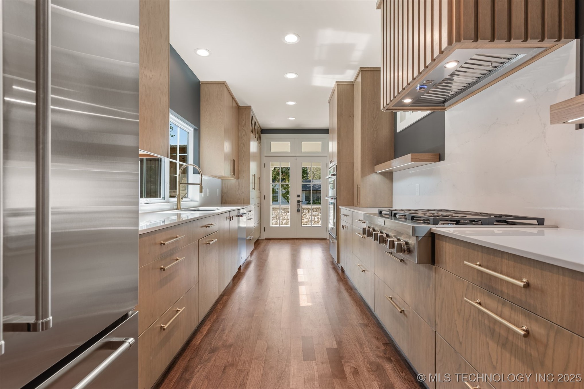 4745 S Boston Place Property Photo 18