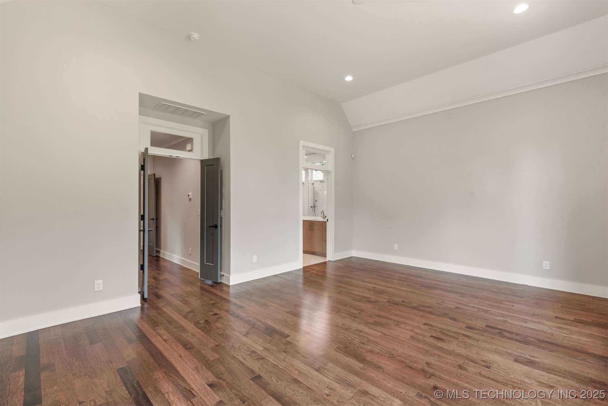 4745 S Boston Place Property Photo 36