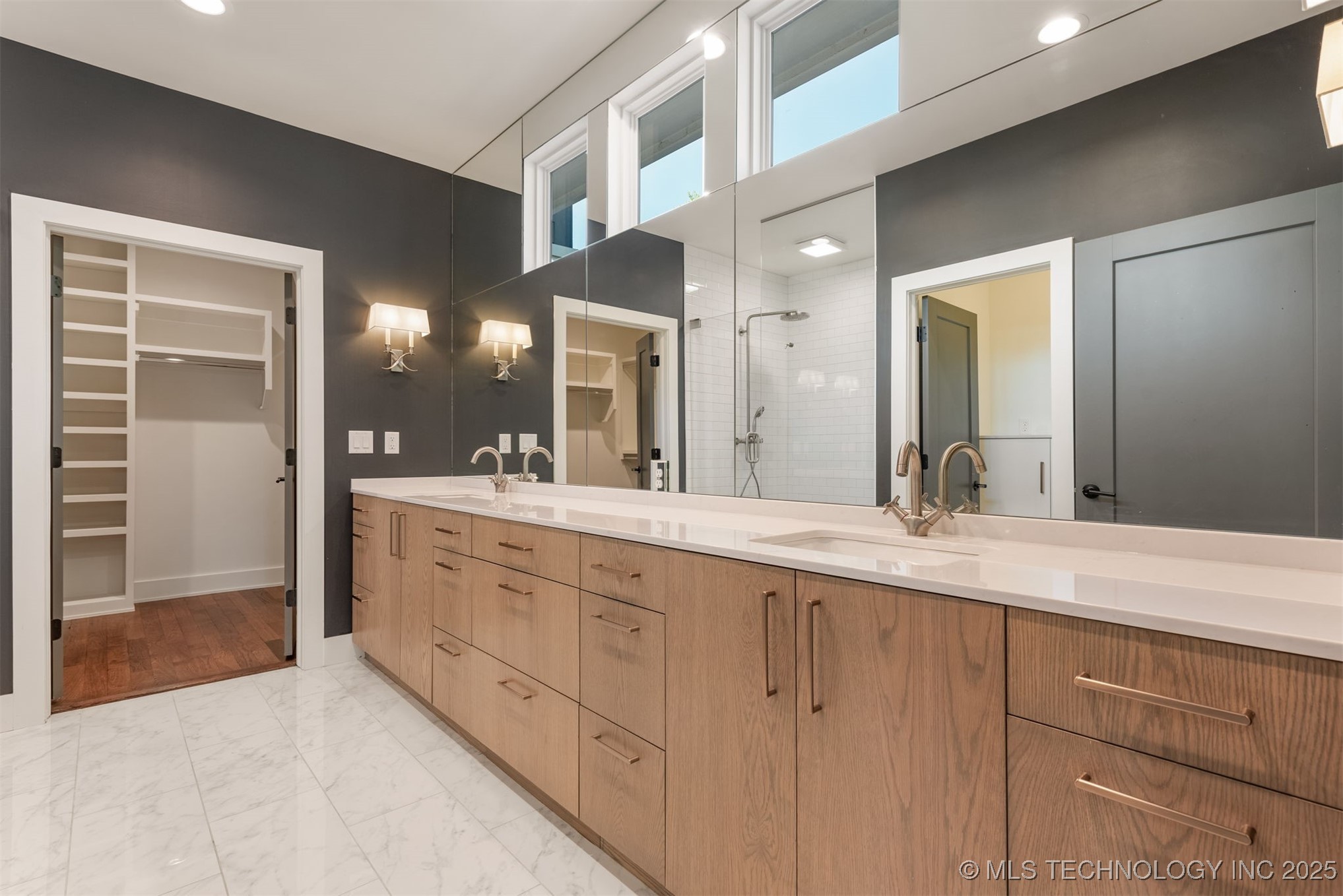 4745 S Boston Place Property Photo 37