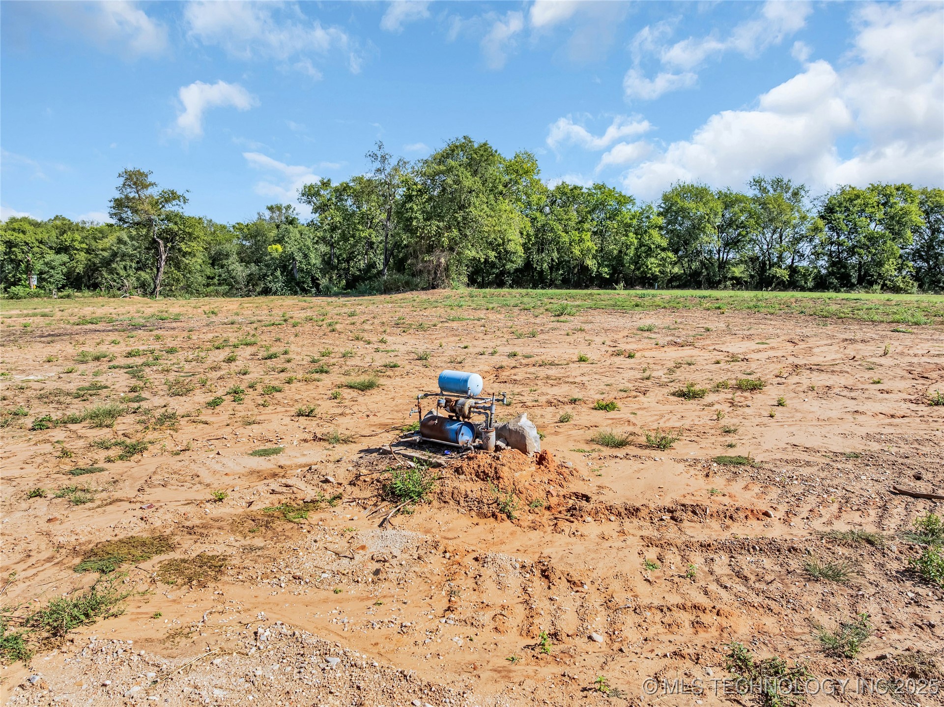 409 W Main Street Property Photo 7