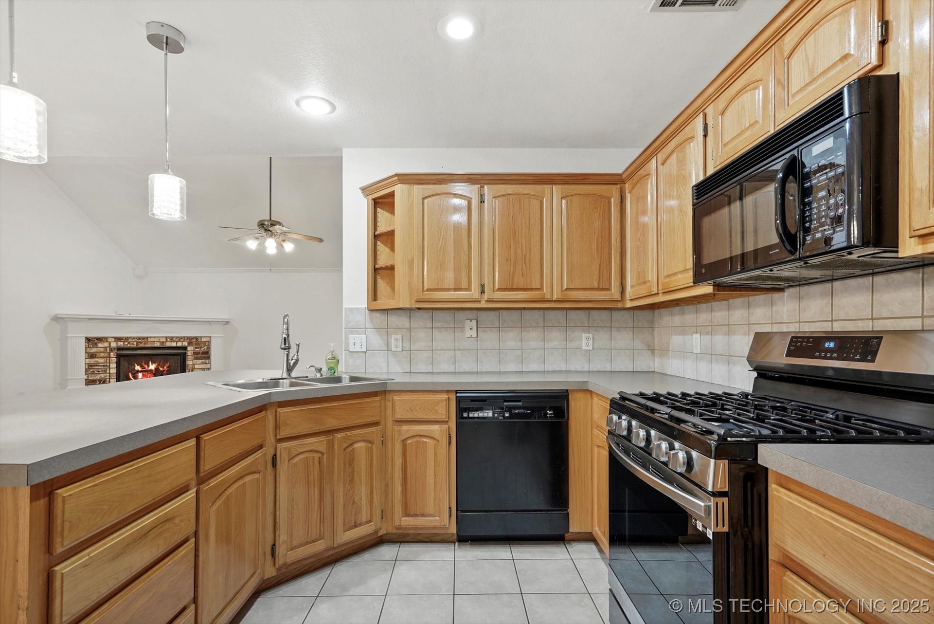 10806 E 117th Street North Property Photo 8