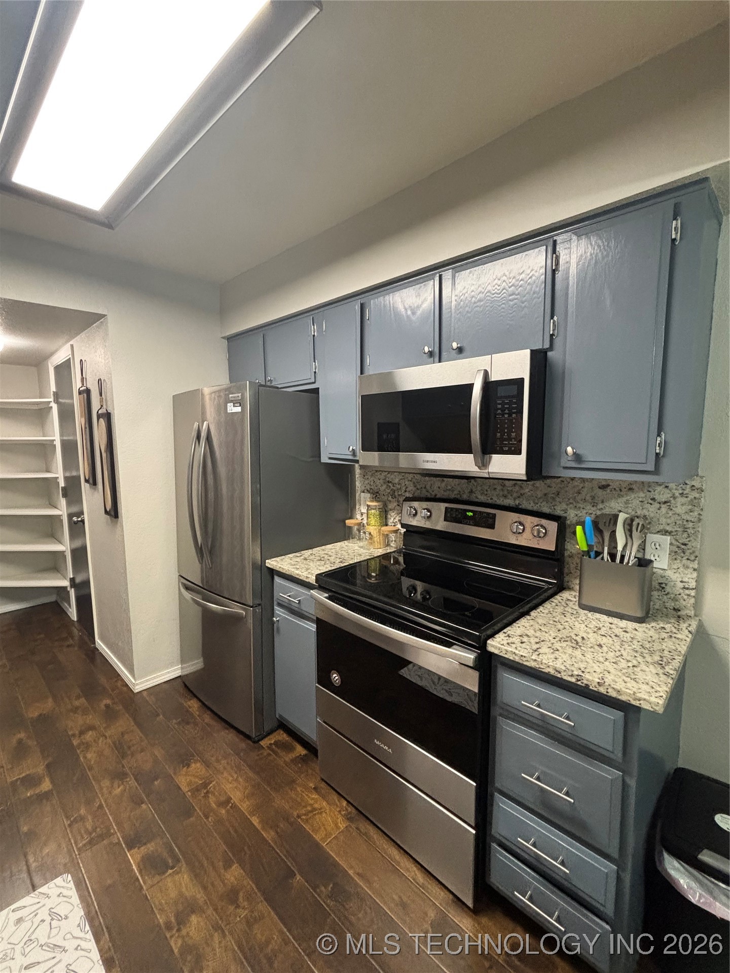 6371 S 80th Avenue E 6a Property Photo 8